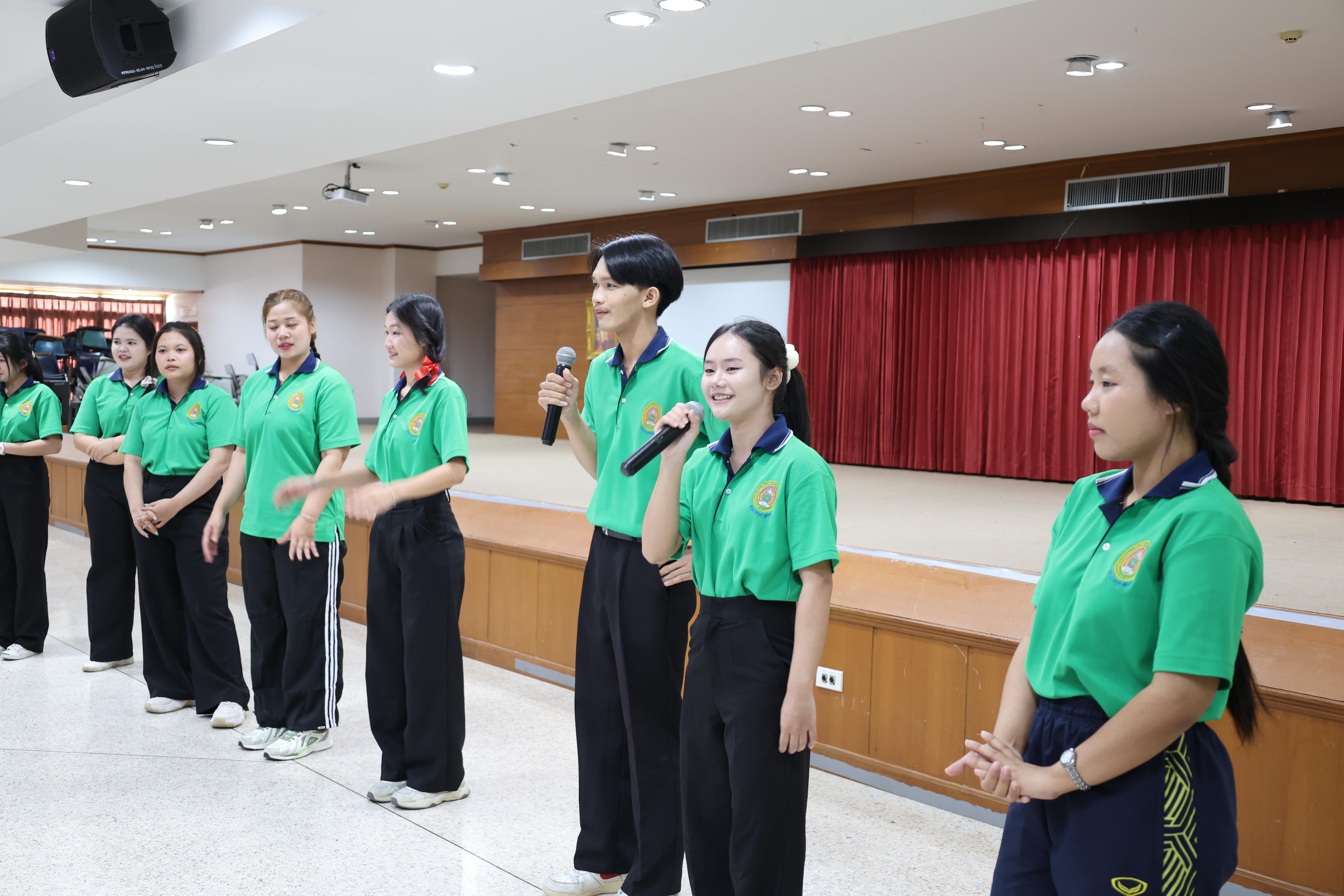 44. กิจกรรมบริการวิชาการ "โครงการสัญจรนักคิดสู่กระบวนการคิดทางวิทยาศาสตร์" โรงเรียนสาธิต (วัดวังยาง)