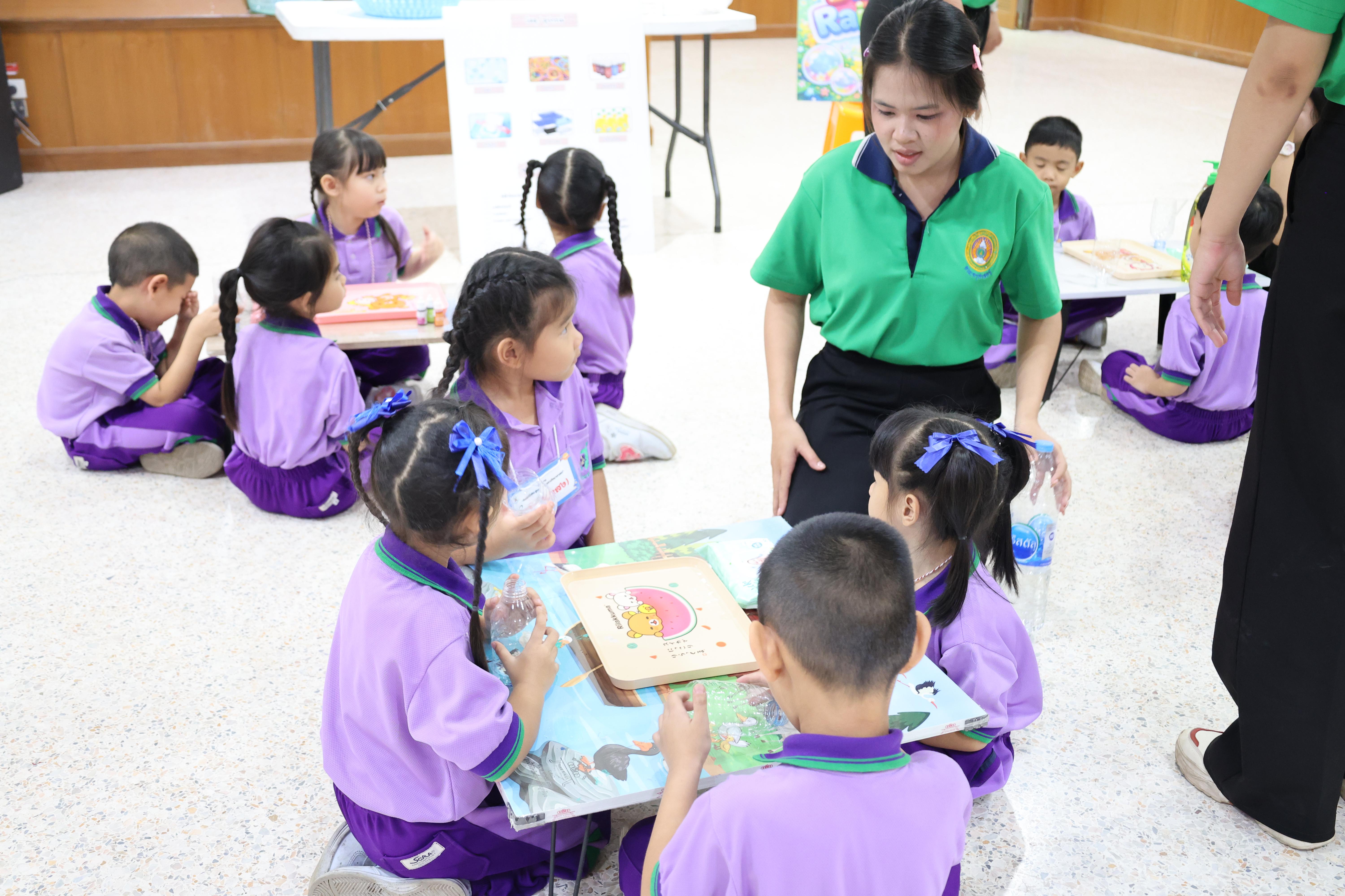 69. กิจกรรมบริการวิชาการ "โครงการสัญจรนักคิดสู่กระบวนการคิดทางวิทยาศาสตร์" โรงเรียนสาธิต (วัดวังยาง)