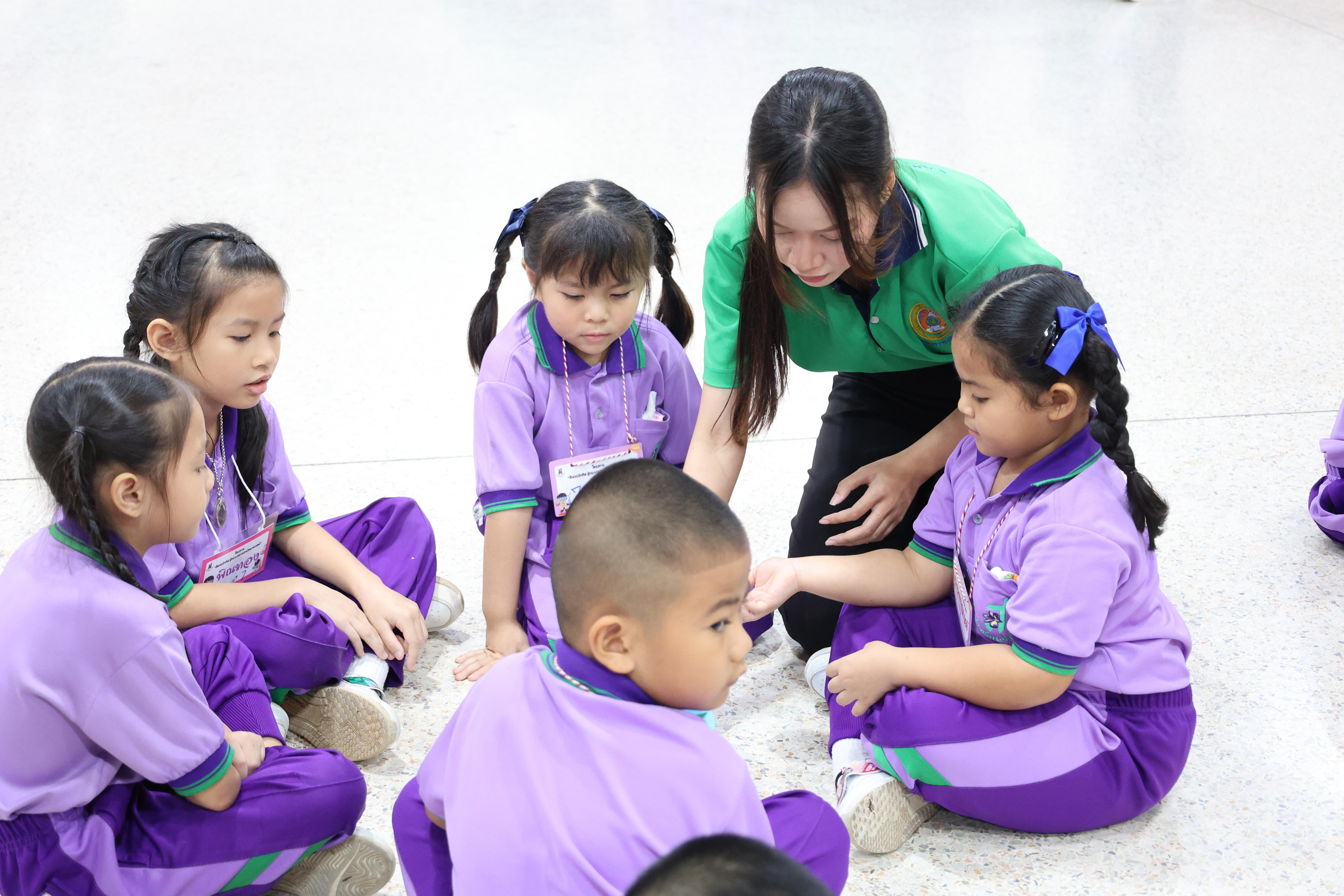 83. กิจกรรมบริการวิชาการ "โครงการสัญจรนักคิดสู่กระบวนการคิดทางวิทยาศาสตร์" โรงเรียนสาธิต (วัดวังยาง)