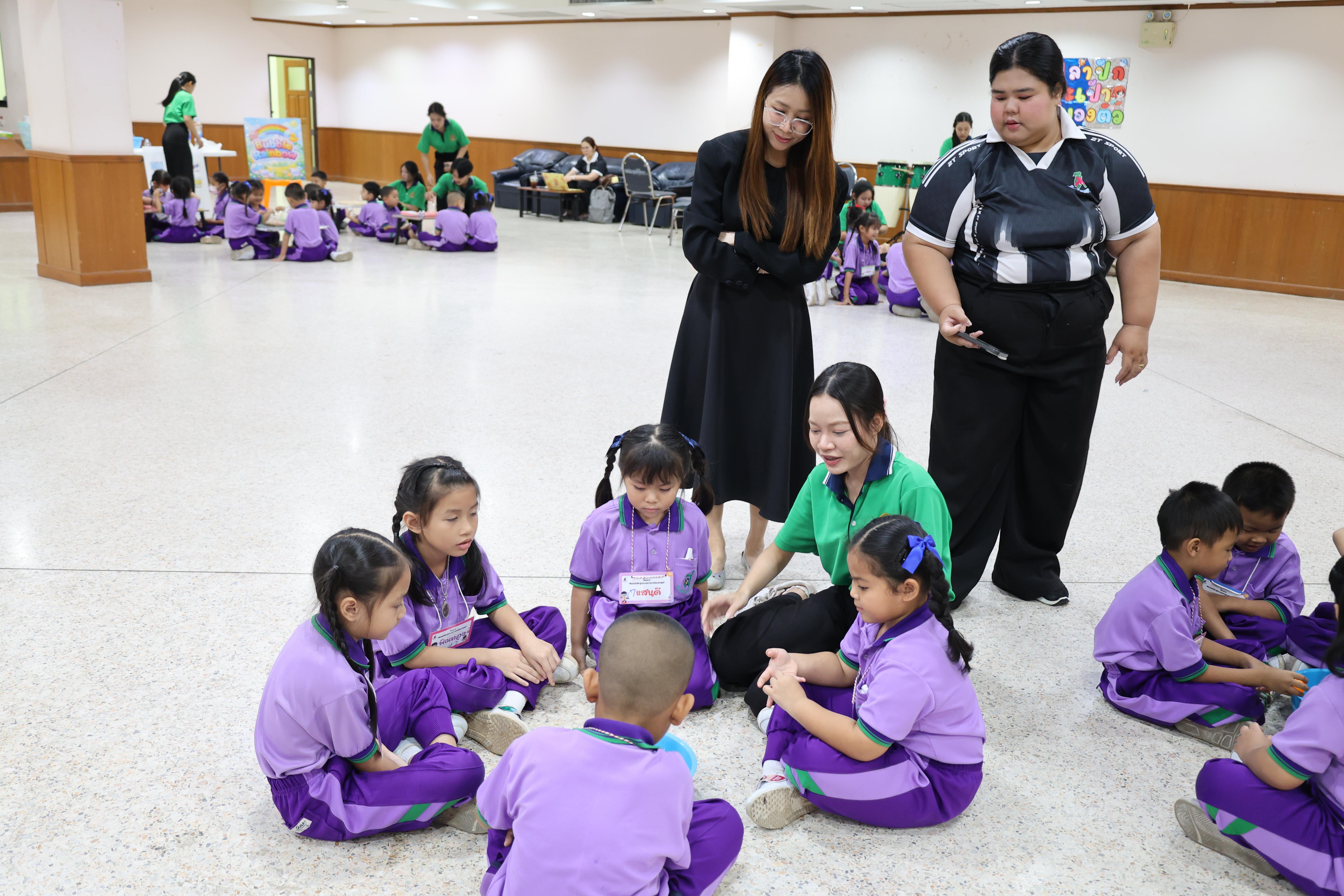 91. กิจกรรมบริการวิชาการ "โครงการสัญจรนักคิดสู่กระบวนการคิดทางวิทยาศาสตร์" โรงเรียนสาธิต (วัดวังยาง)