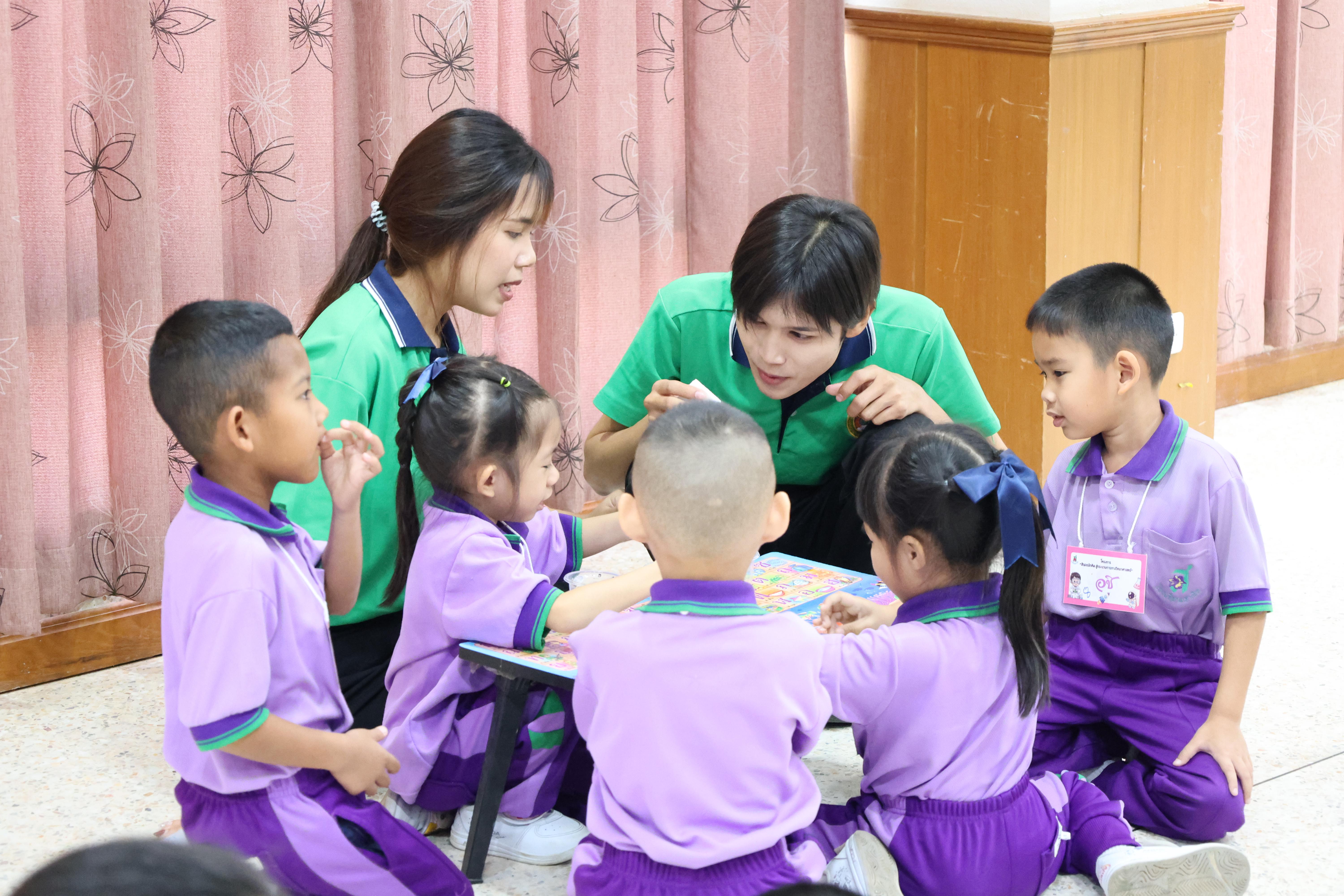 129. กิจกรรมบริการวิชาการ "โครงการสัญจรนักคิดสู่กระบวนการคิดทางวิทยาศาสตร์" โรงเรียนสาธิต (วัดวังยาง)