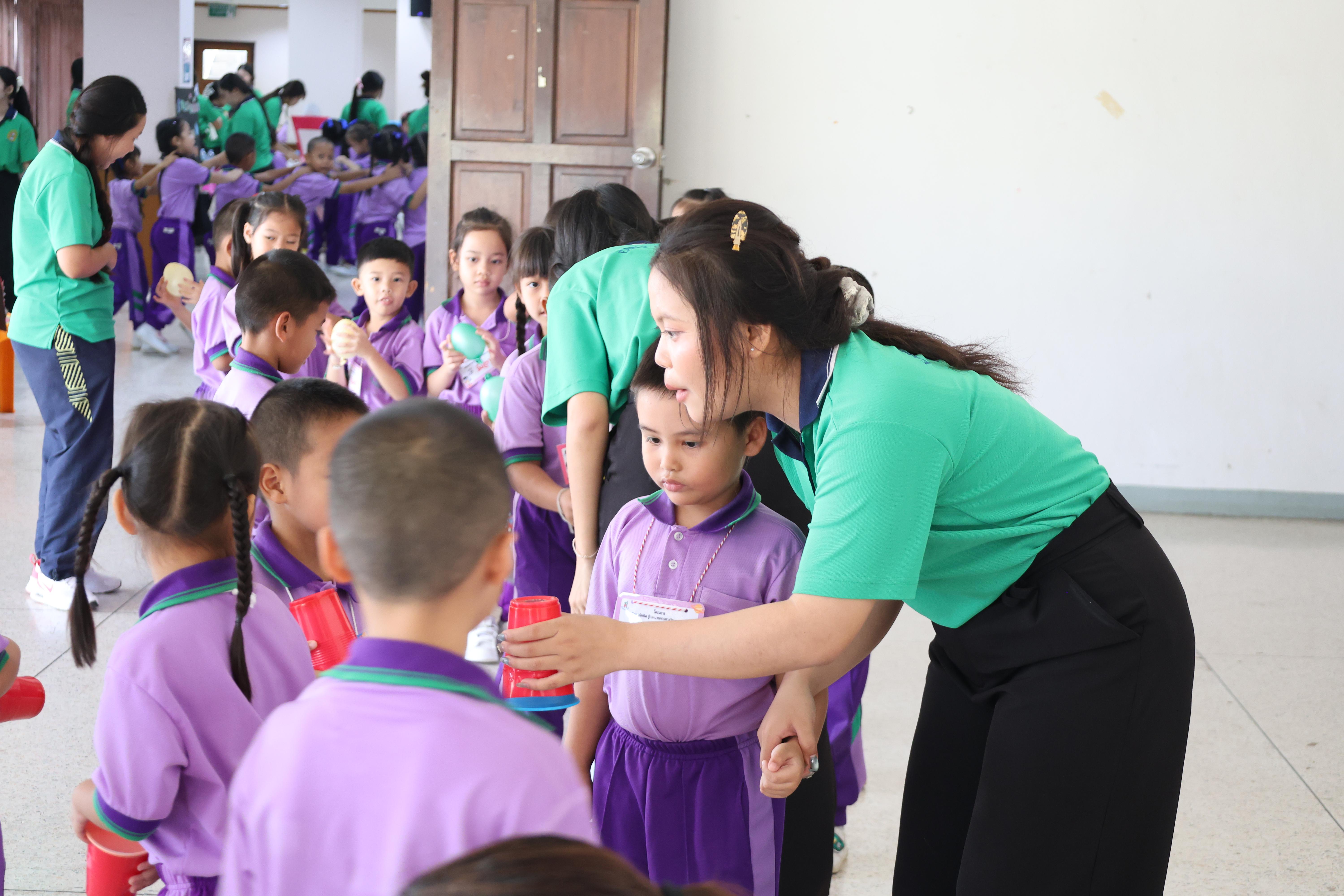 147. กิจกรรมบริการวิชาการ "โครงการสัญจรนักคิดสู่กระบวนการคิดทางวิทยาศาสตร์" โรงเรียนสาธิต (วัดวังยาง)