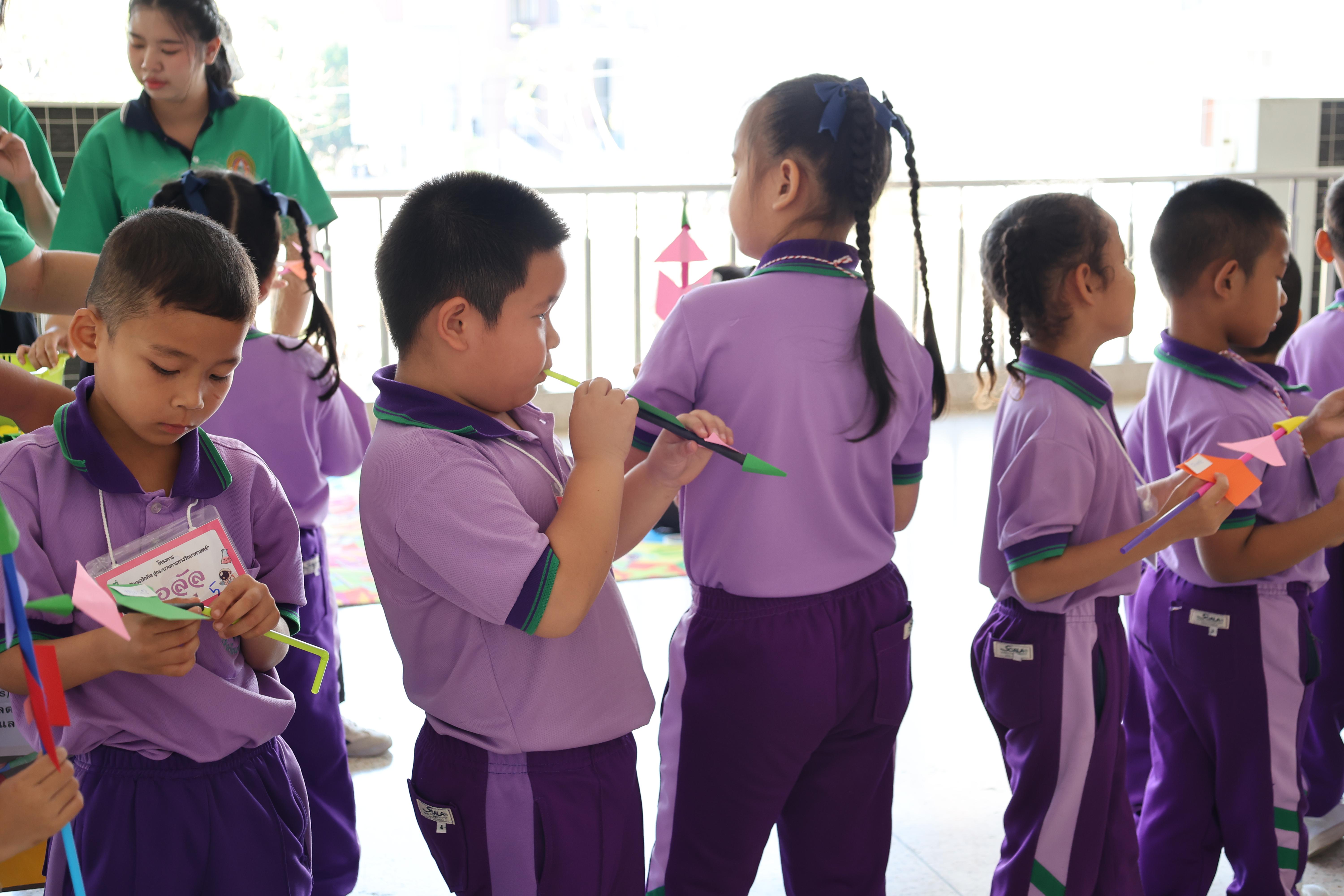 151. กิจกรรมบริการวิชาการ "โครงการสัญจรนักคิดสู่กระบวนการคิดทางวิทยาศาสตร์" โรงเรียนสาธิต (วัดวังยาง)