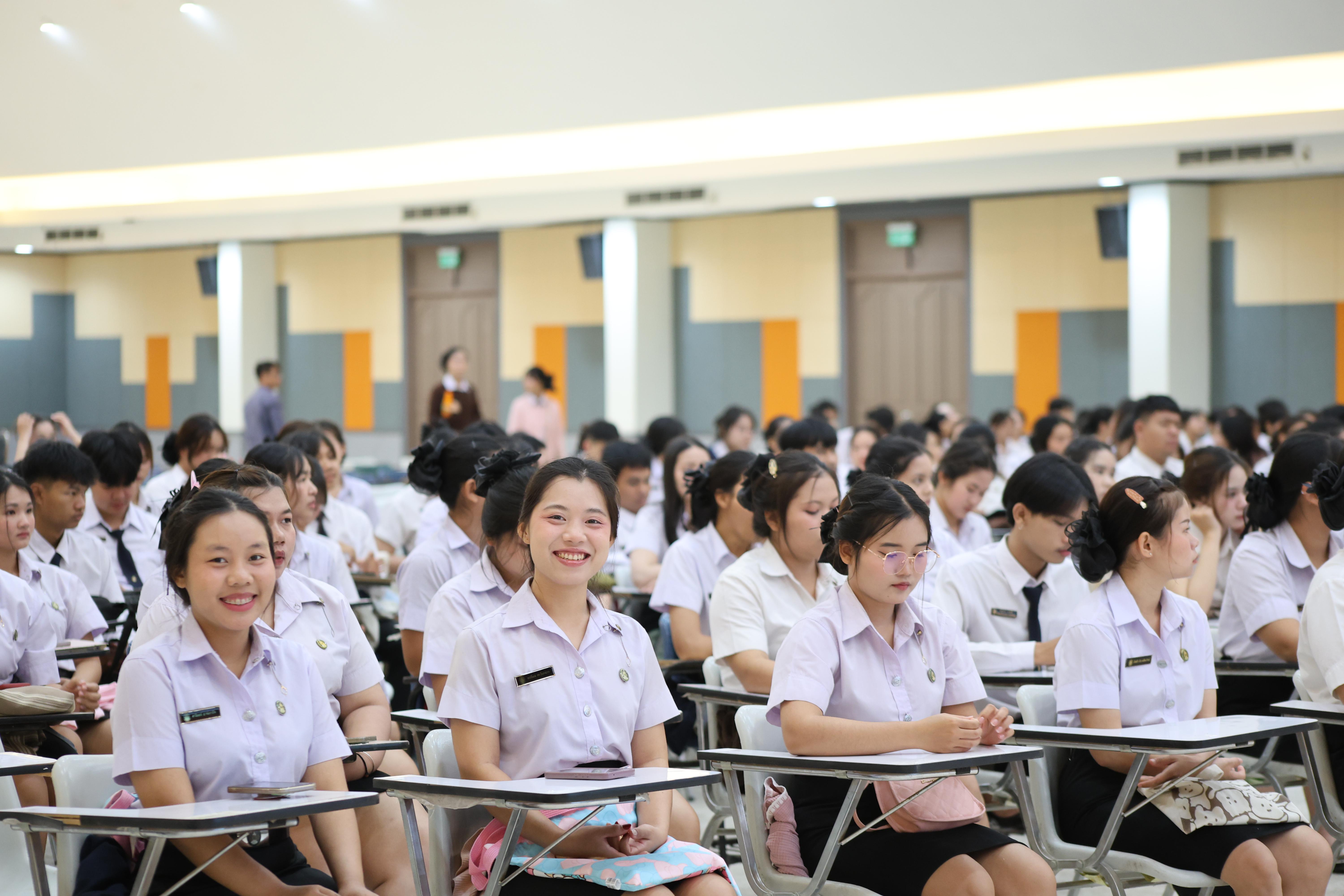 7. กิจกรรมปฐมนิเทศนักศึกษาก่อนออกฝึกประสบการณ์วิชาชีพครู ขั้นปฏิบัติการสอนในสถานศึกษา 2