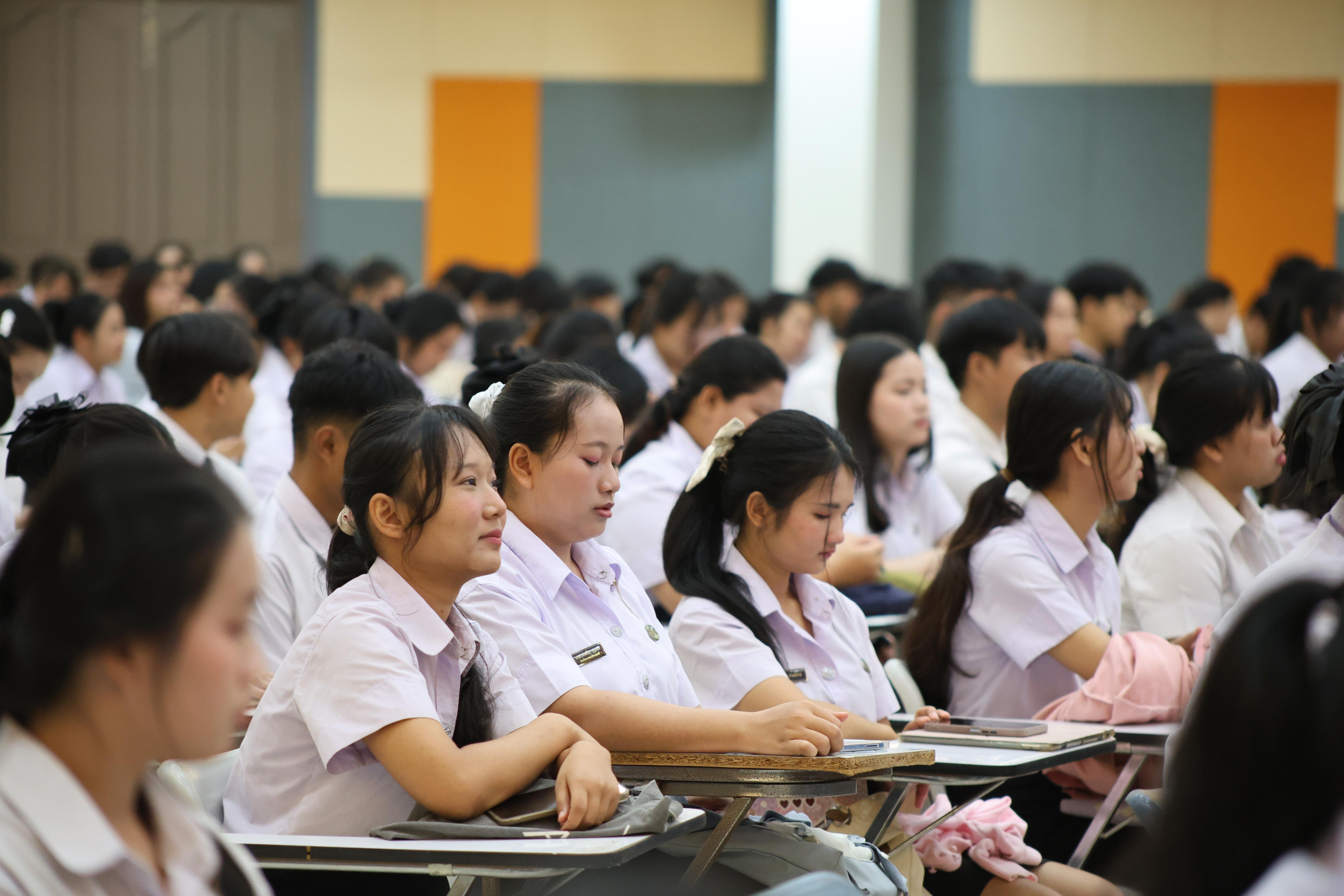 12. กิจกรรมปฐมนิเทศนักศึกษาก่อนออกฝึกประสบการณ์วิชาชีพครู ขั้นปฏิบัติการสอนในสถานศึกษา 2