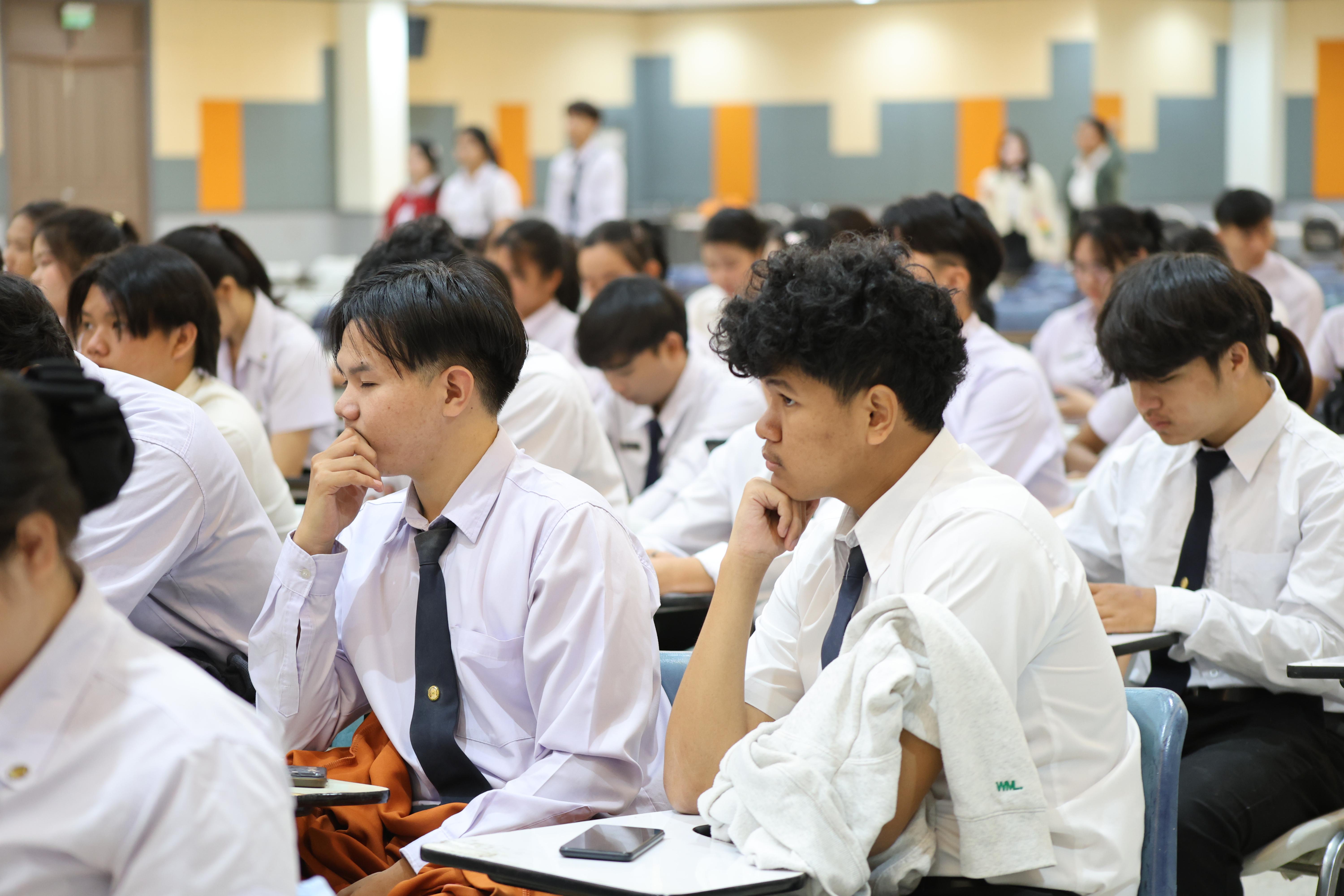 37. กิจกรรมปฐมนิเทศนักศึกษาก่อนออกฝึกประสบการณ์วิชาชีพครู ขั้นปฏิบัติการสอนในสถานศึกษา 2