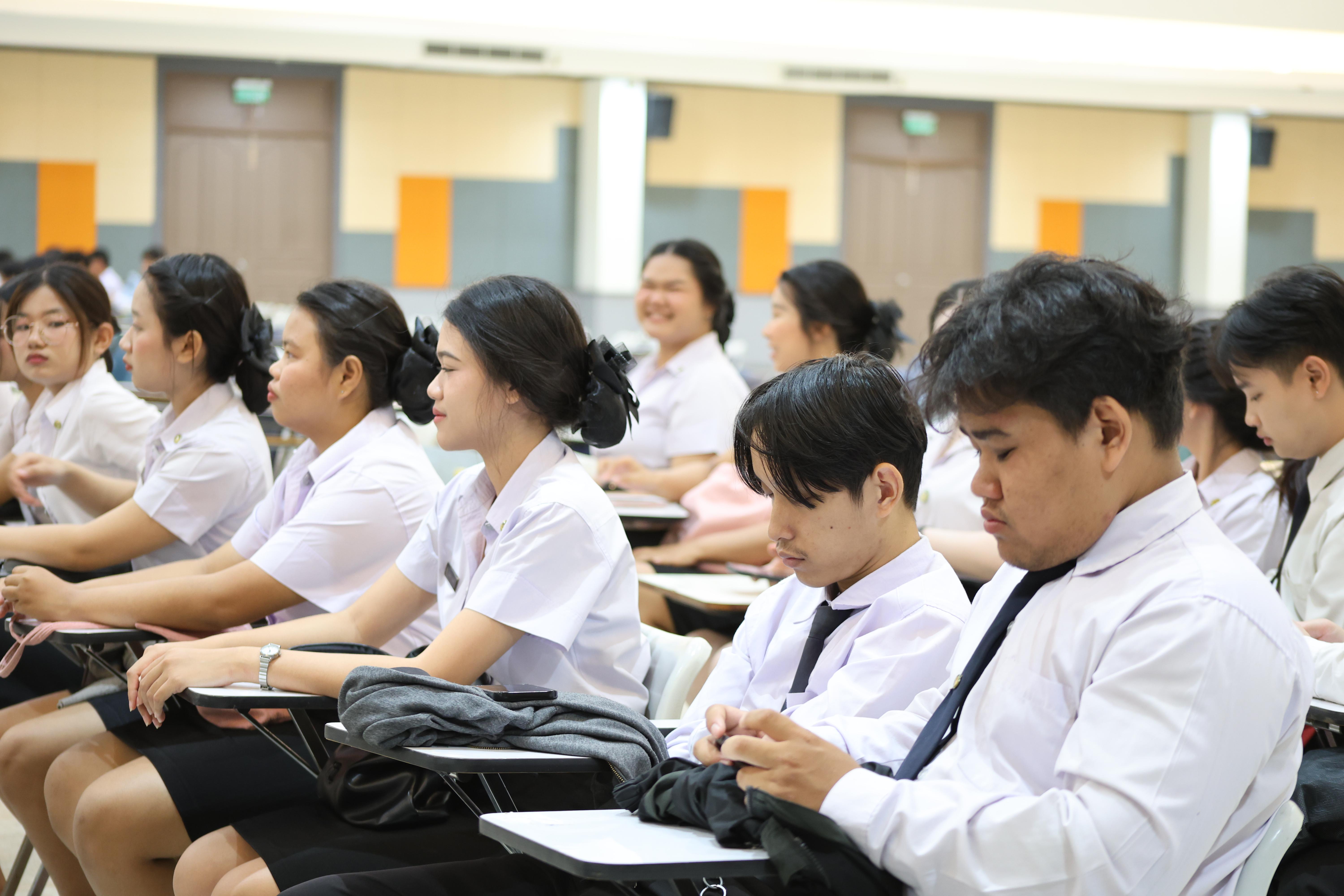 46. กิจกรรมปฐมนิเทศนักศึกษาก่อนออกฝึกประสบการณ์วิชาชีพครู ขั้นปฏิบัติการสอนในสถานศึกษา 2