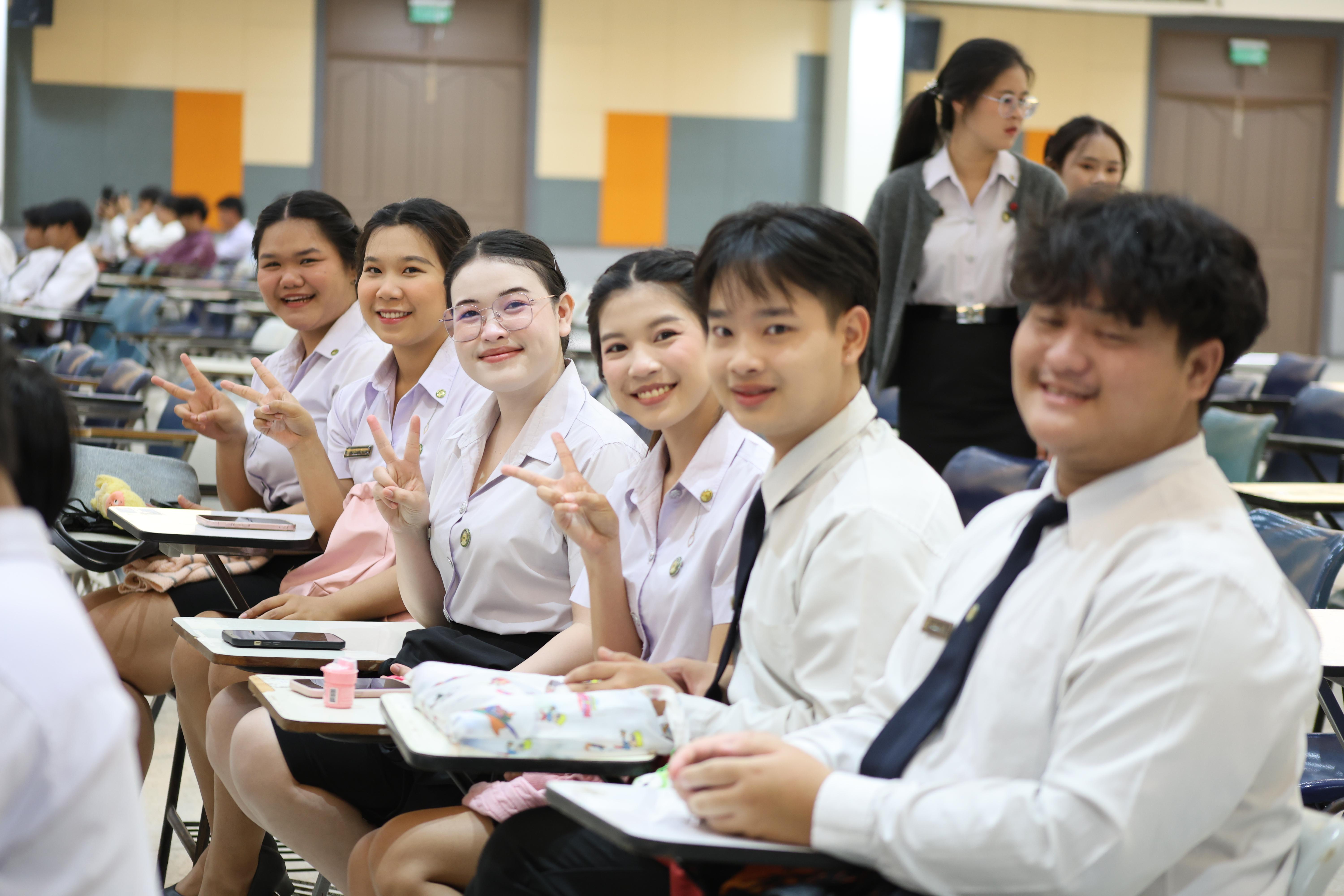 48. กิจกรรมปฐมนิเทศนักศึกษาก่อนออกฝึกประสบการณ์วิชาชีพครู ขั้นปฏิบัติการสอนในสถานศึกษา 2