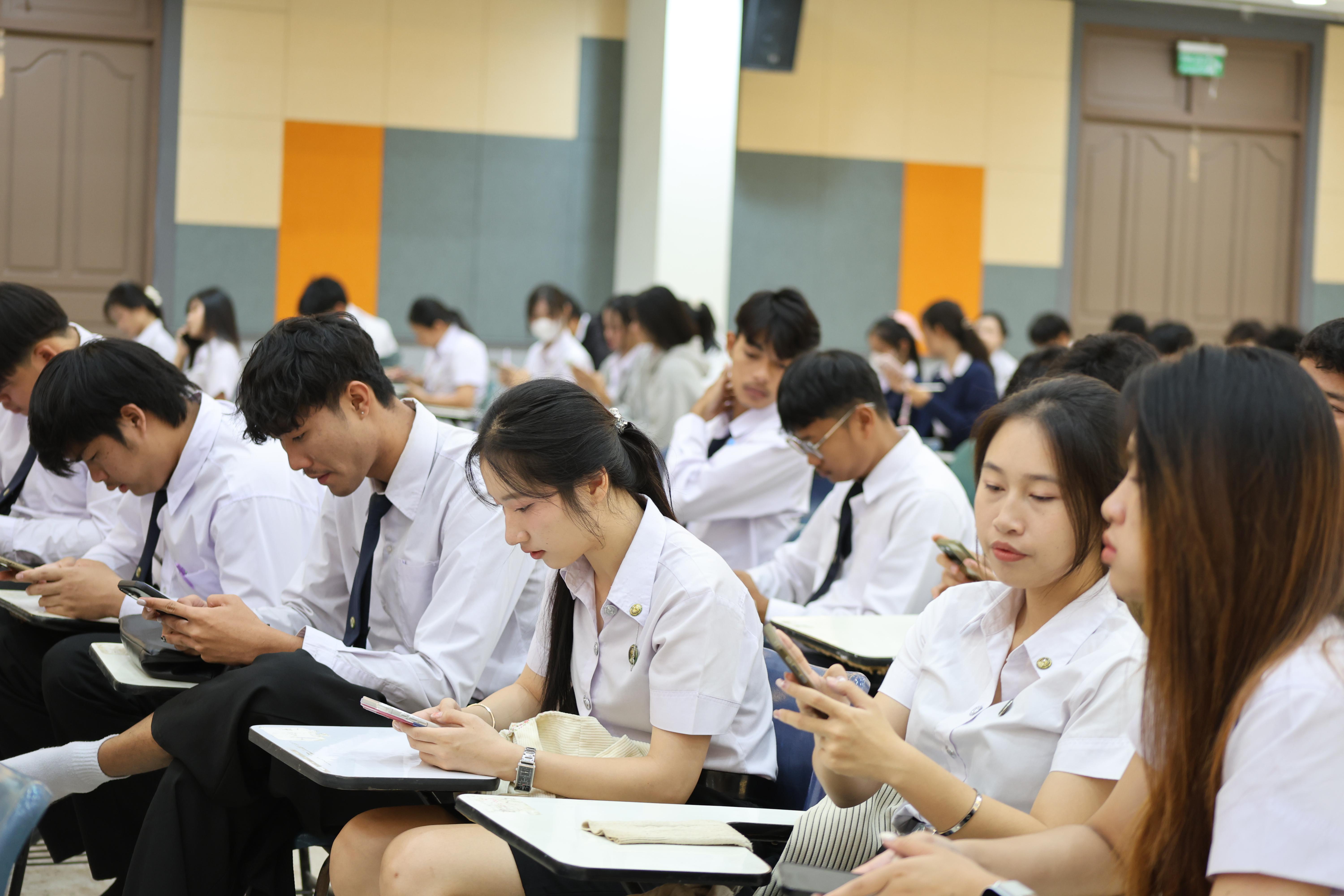 51. กิจกรรมปฐมนิเทศนักศึกษาก่อนออกฝึกประสบการณ์วิชาชีพครู ขั้นปฏิบัติการสอนในสถานศึกษา 2