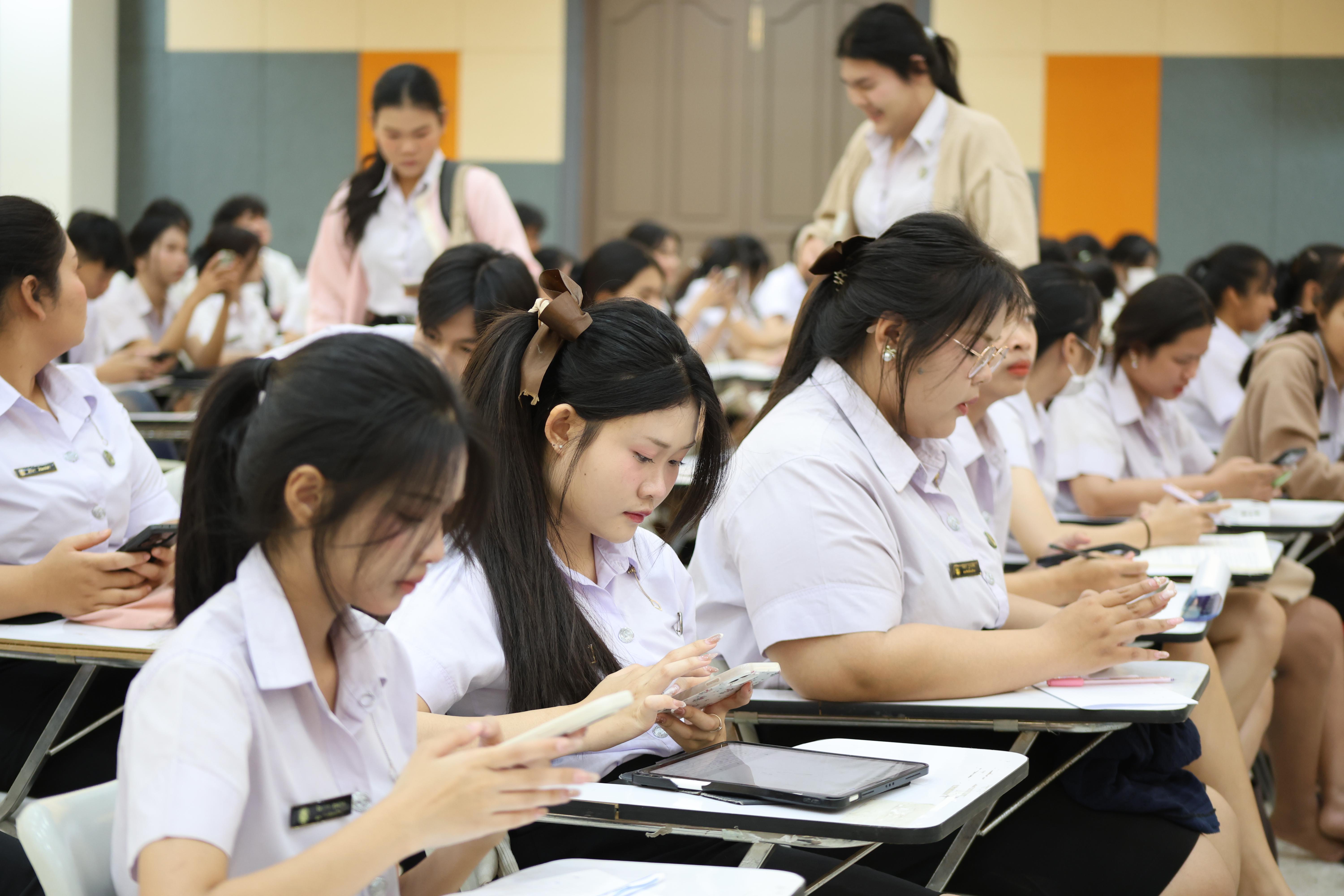 52. กิจกรรมปฐมนิเทศนักศึกษาก่อนออกฝึกประสบการณ์วิชาชีพครู ขั้นปฏิบัติการสอนในสถานศึกษา 2