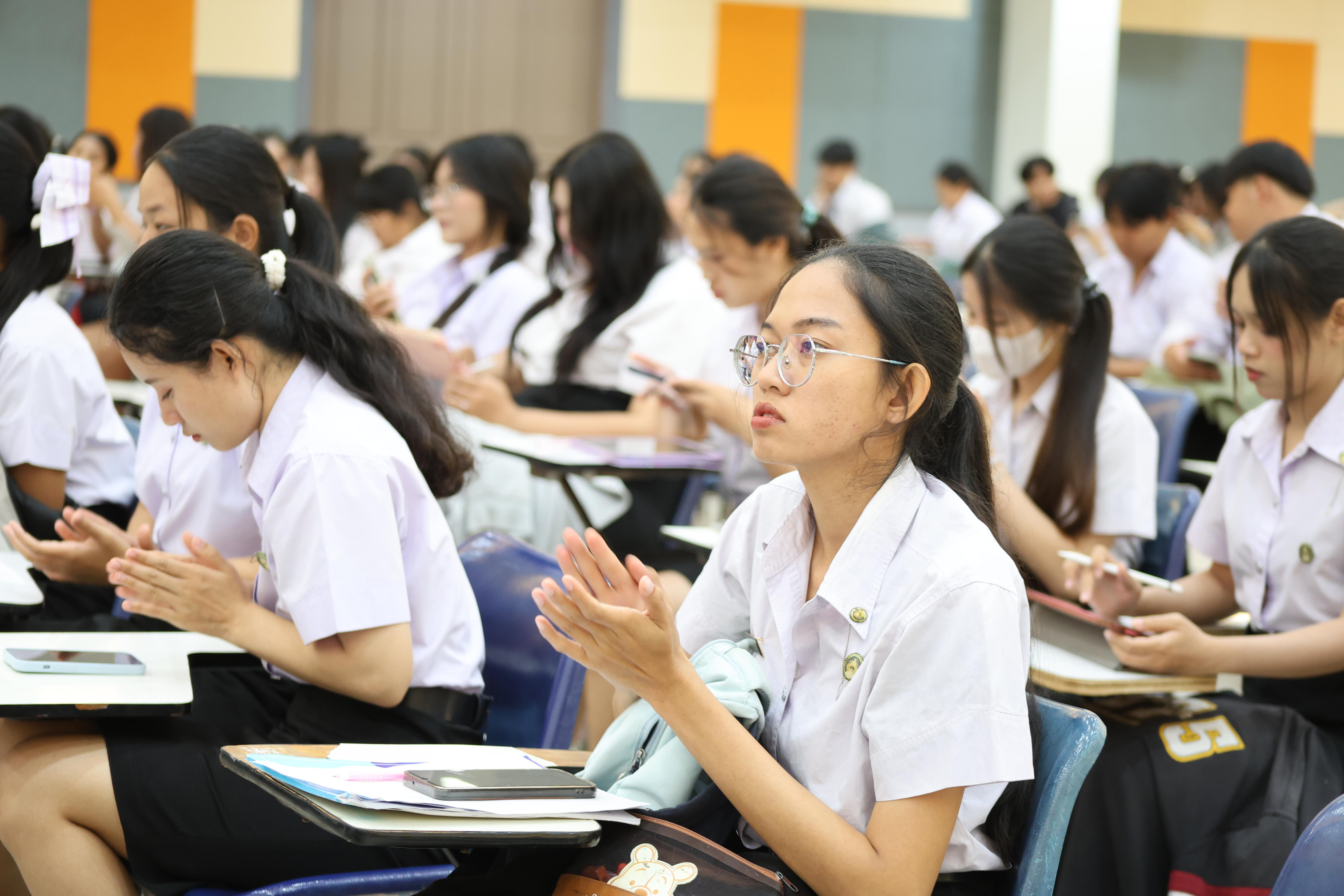 54. กิจกรรมปฐมนิเทศนักศึกษาก่อนออกฝึกประสบการณ์วิชาชีพครู ขั้นปฏิบัติการสอนในสถานศึกษา 2