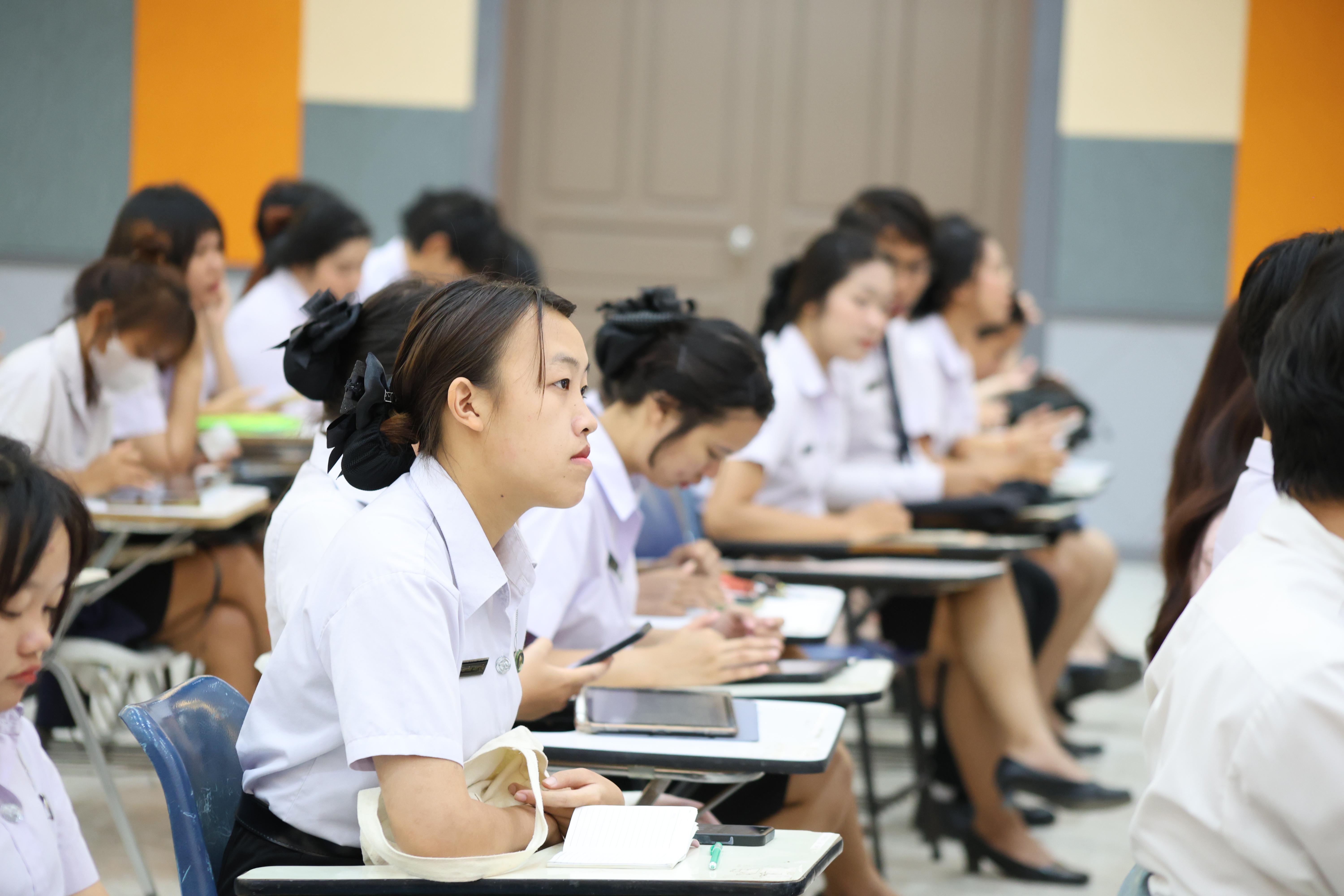 60. กิจกรรมปฐมนิเทศนักศึกษาก่อนออกฝึกประสบการณ์วิชาชีพครู ขั้นปฏิบัติการสอนในสถานศึกษา 2