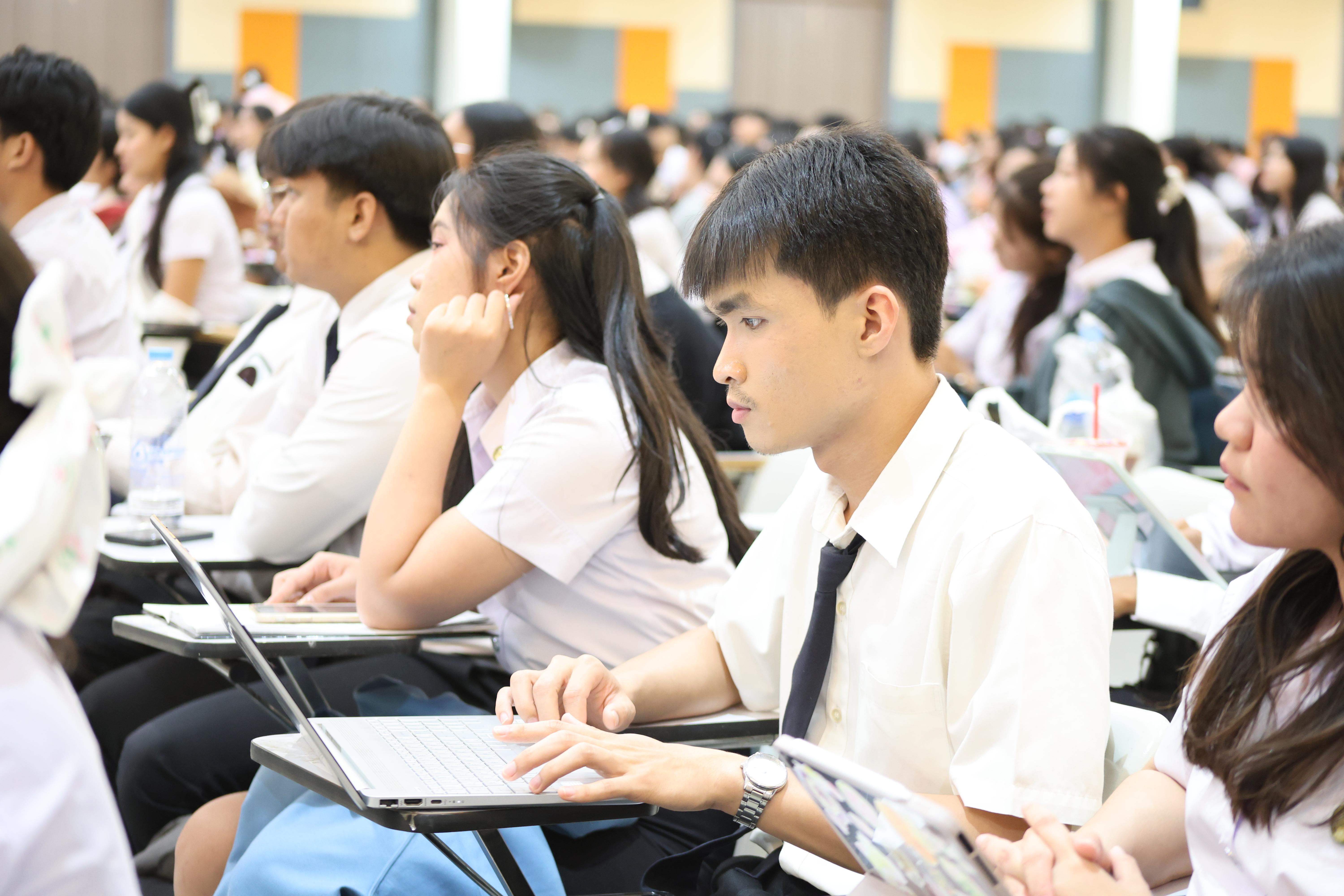 39. กิจกรรมติวสอบบรรจุครูผู้ช่วย ด้านภาษาไทย