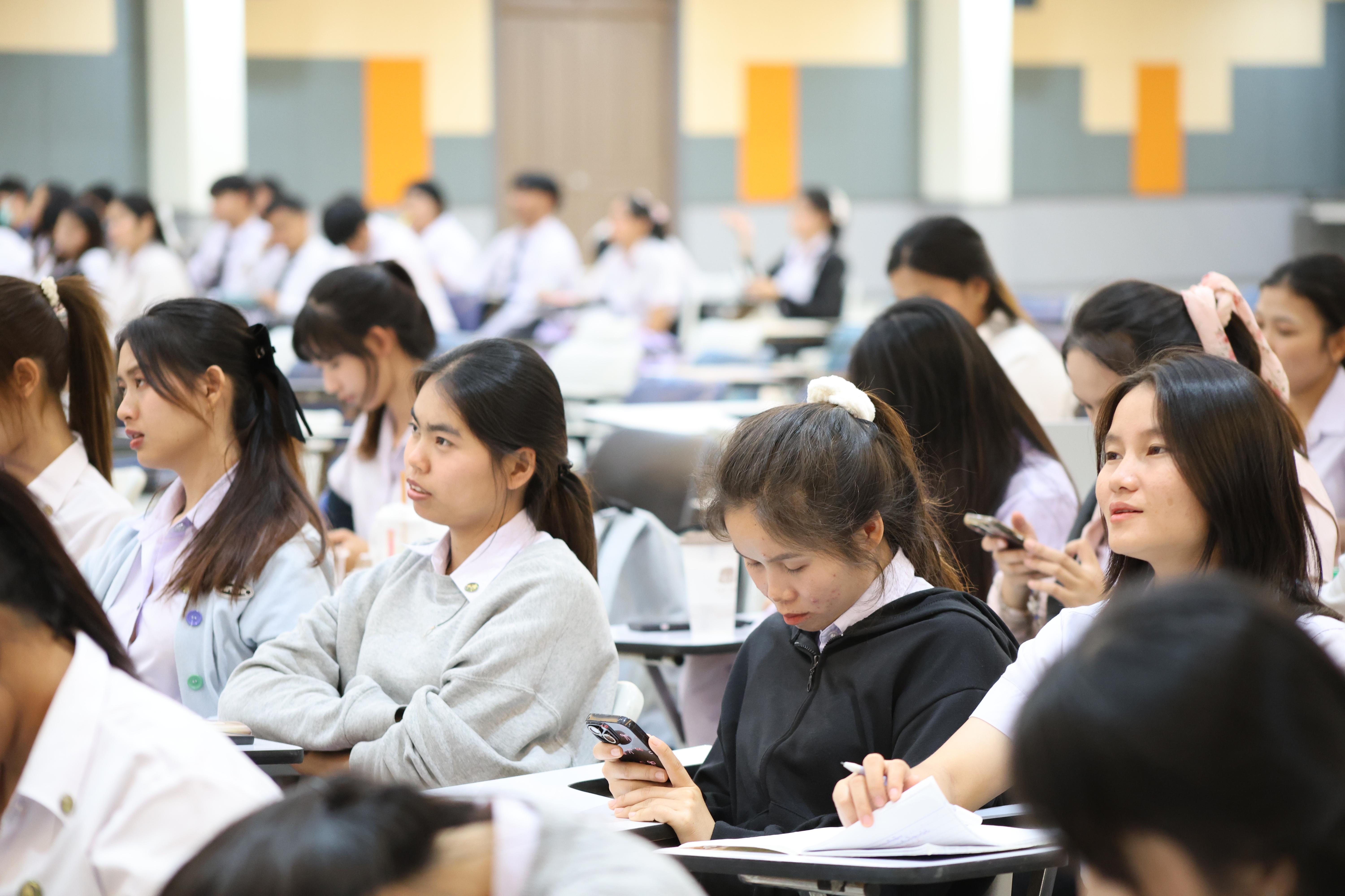 45. กิจกรรมติวสอบบรรจุครูผู้ช่วย ด้านภาษาไทย