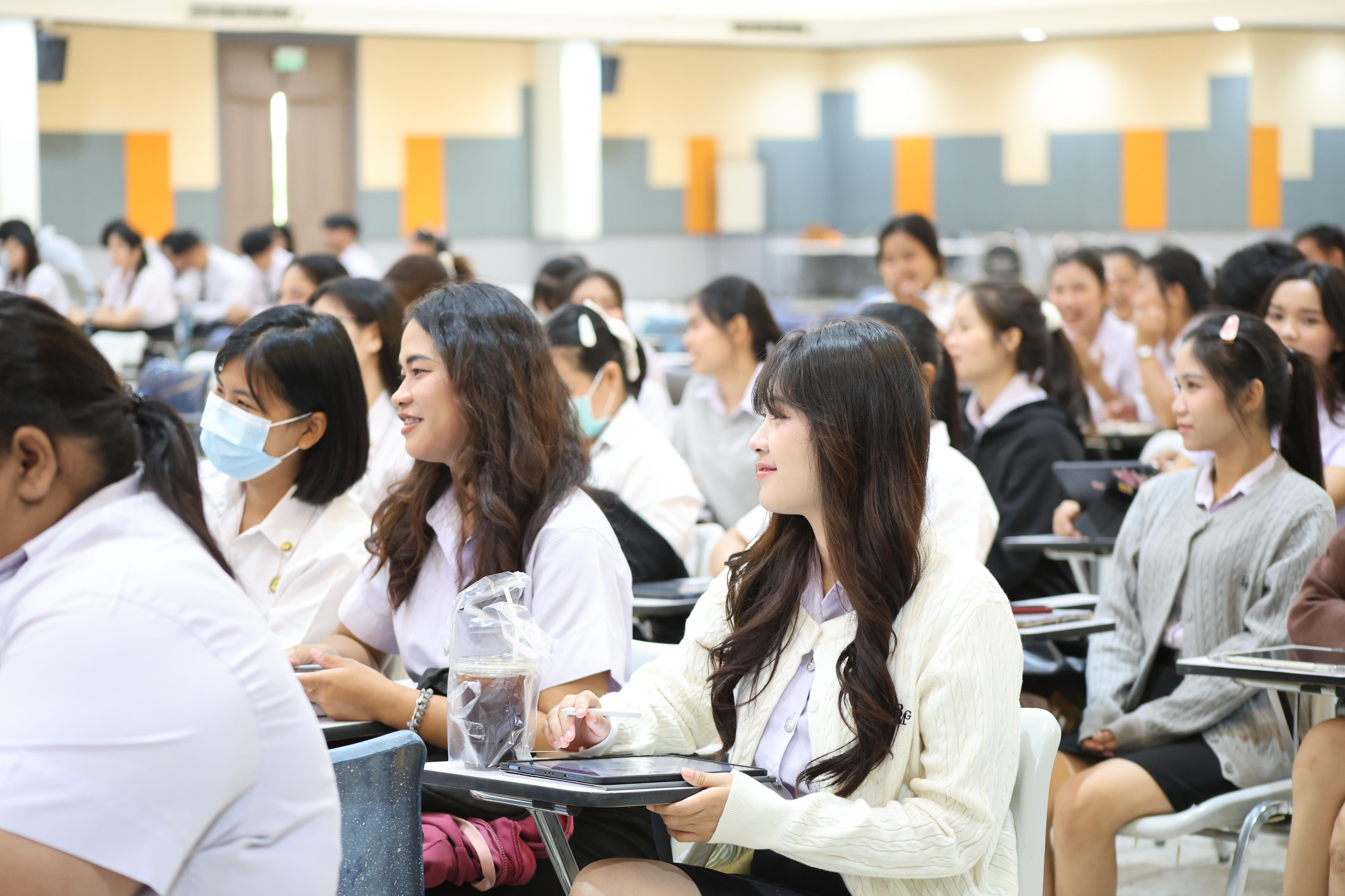 27. กิจกรรมติวสอบบรรจุครูผู้ช่วย ด้านทักษะภาษาอังกฤษ