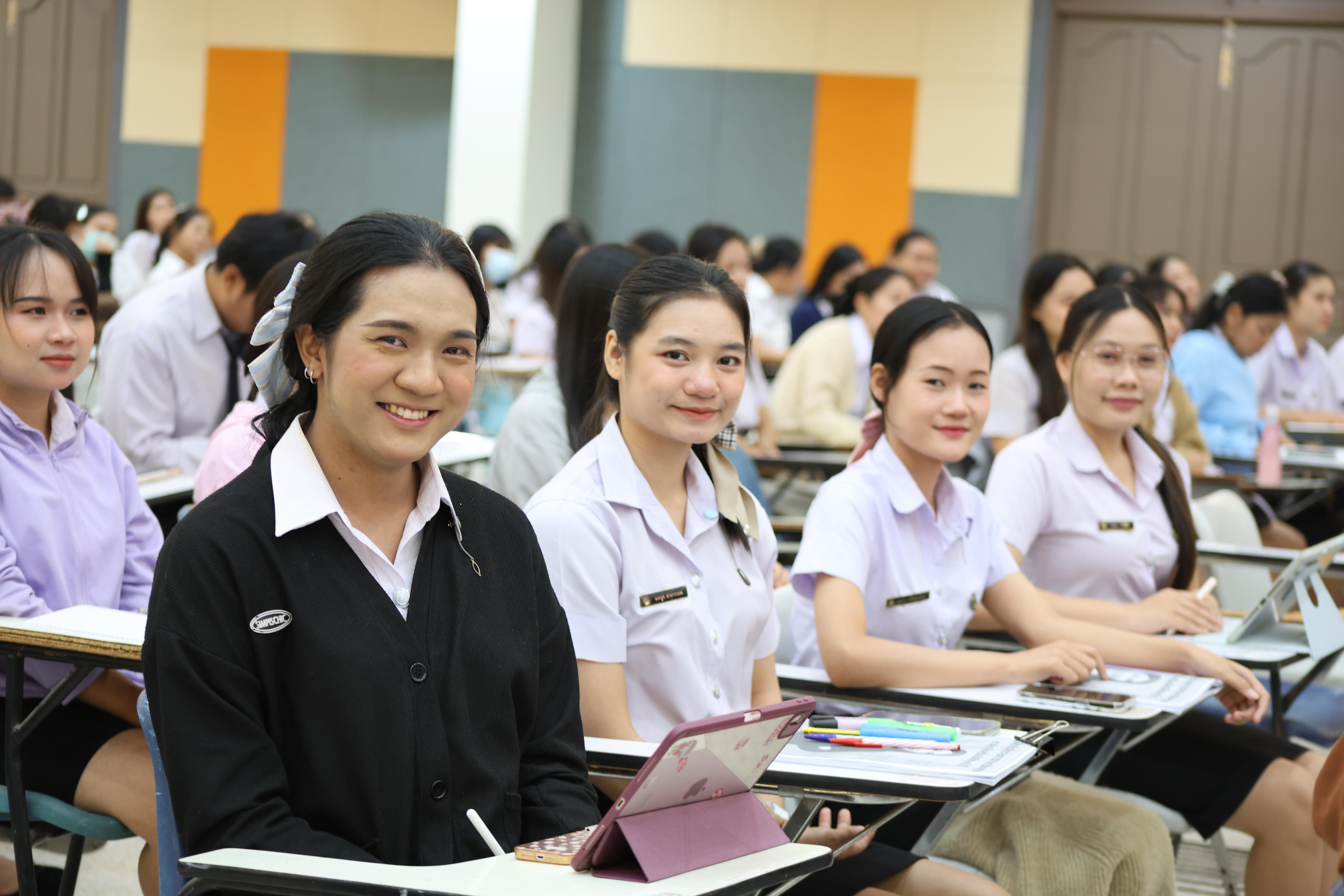 45. กิจกรรมติวสอบบรรจุครูผู้ช่วย ด้านทักษะภาษาอังกฤษ