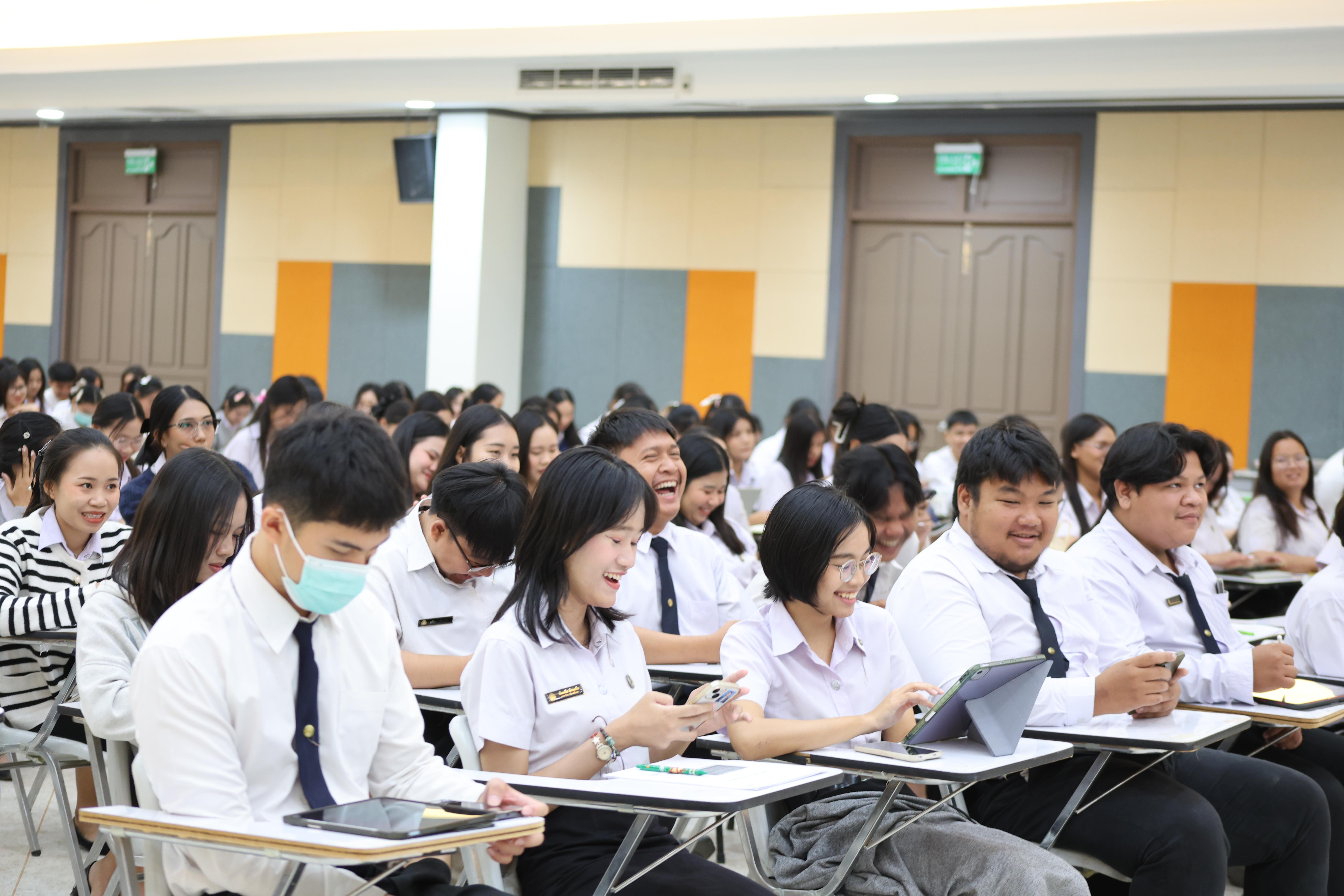 56. กิจกรรมติวสอบบรรจุครูผู้ช่วย ด้านทักษะภาษาอังกฤษ