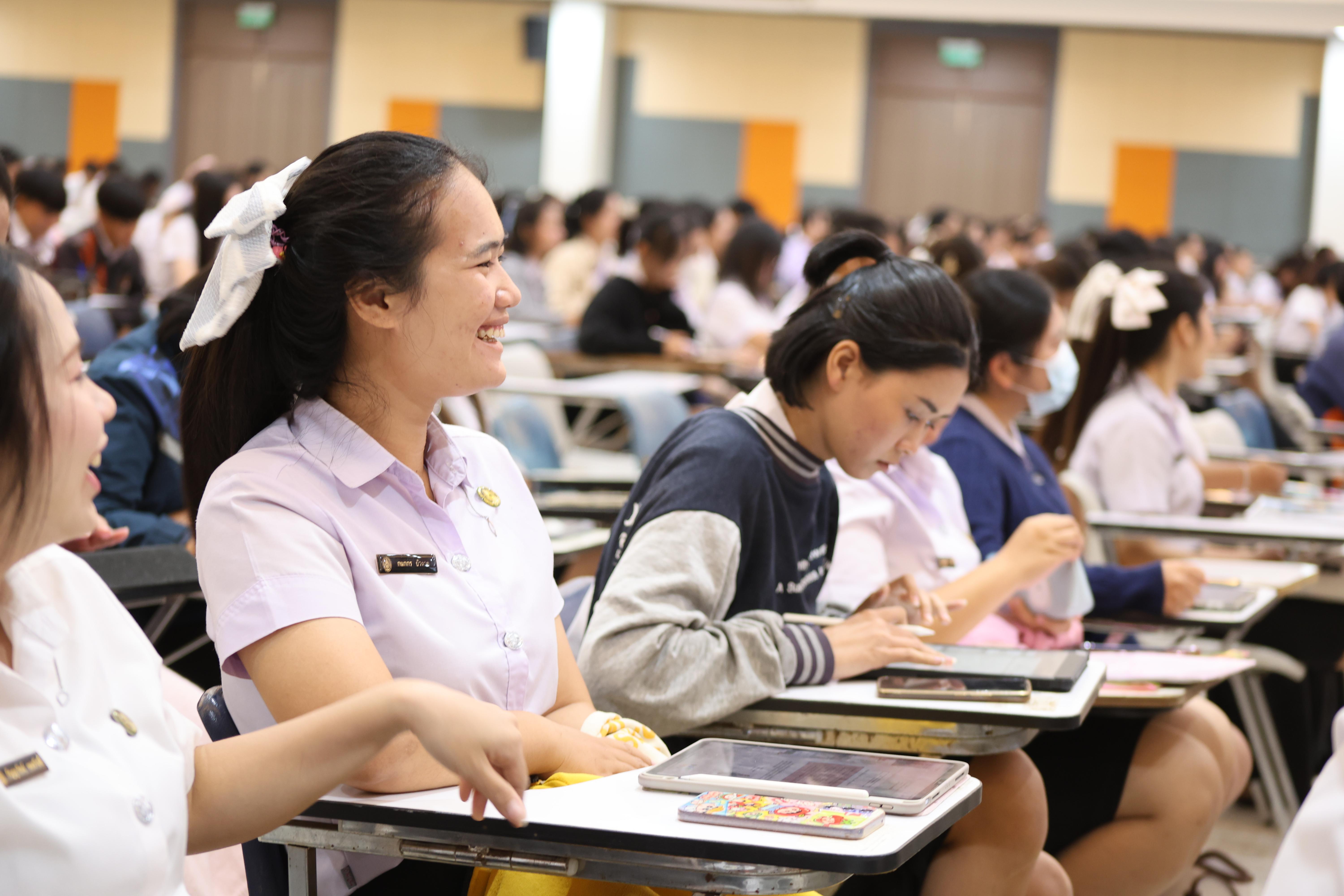 75. กิจกรรมติวสอบบรรจุครูผู้ช่วย ด้านทักษะภาษาอังกฤษ