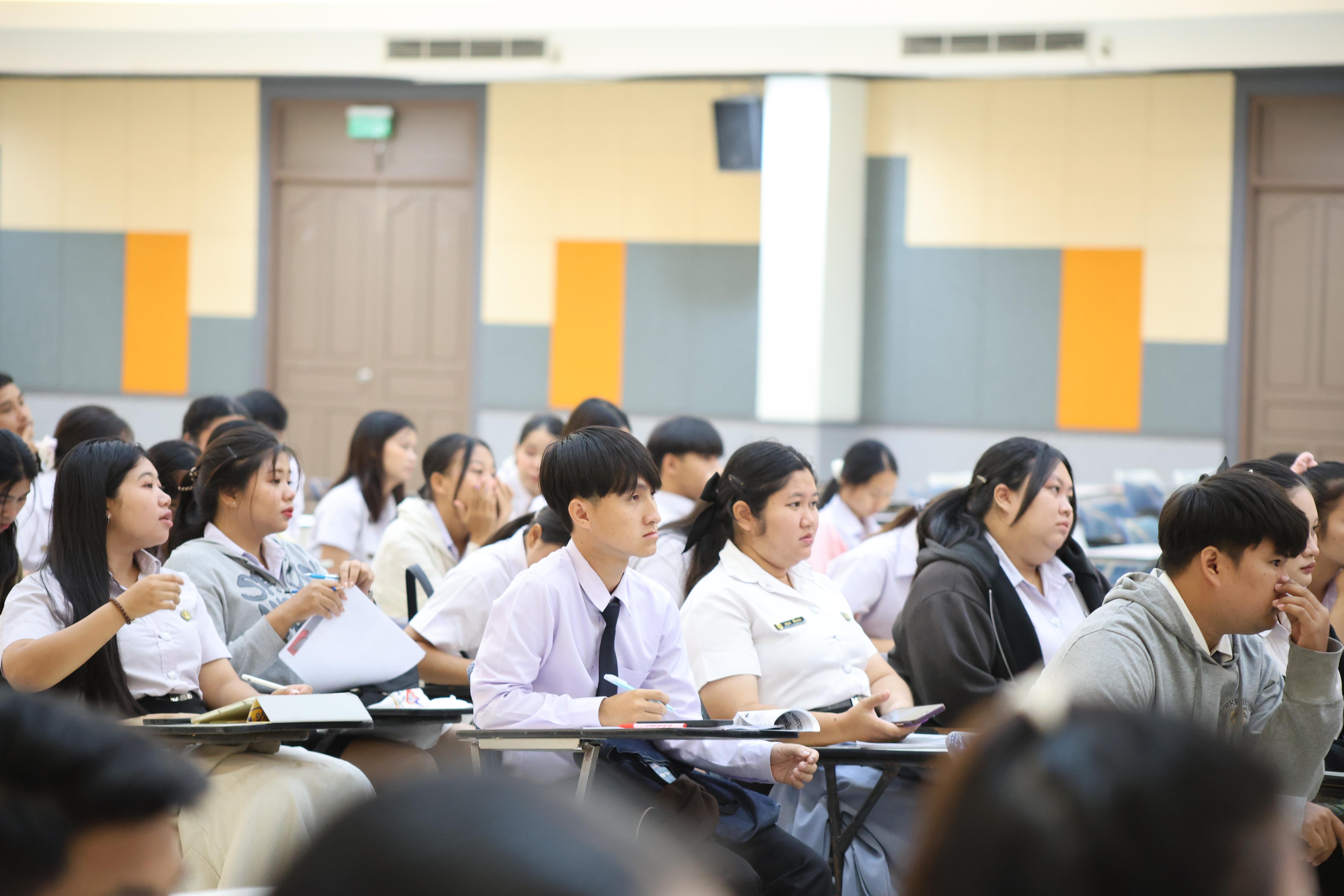 93. กิจกรรมติวสอบบรรจุครูผู้ช่วย ด้านทักษะภาษาอังกฤษ