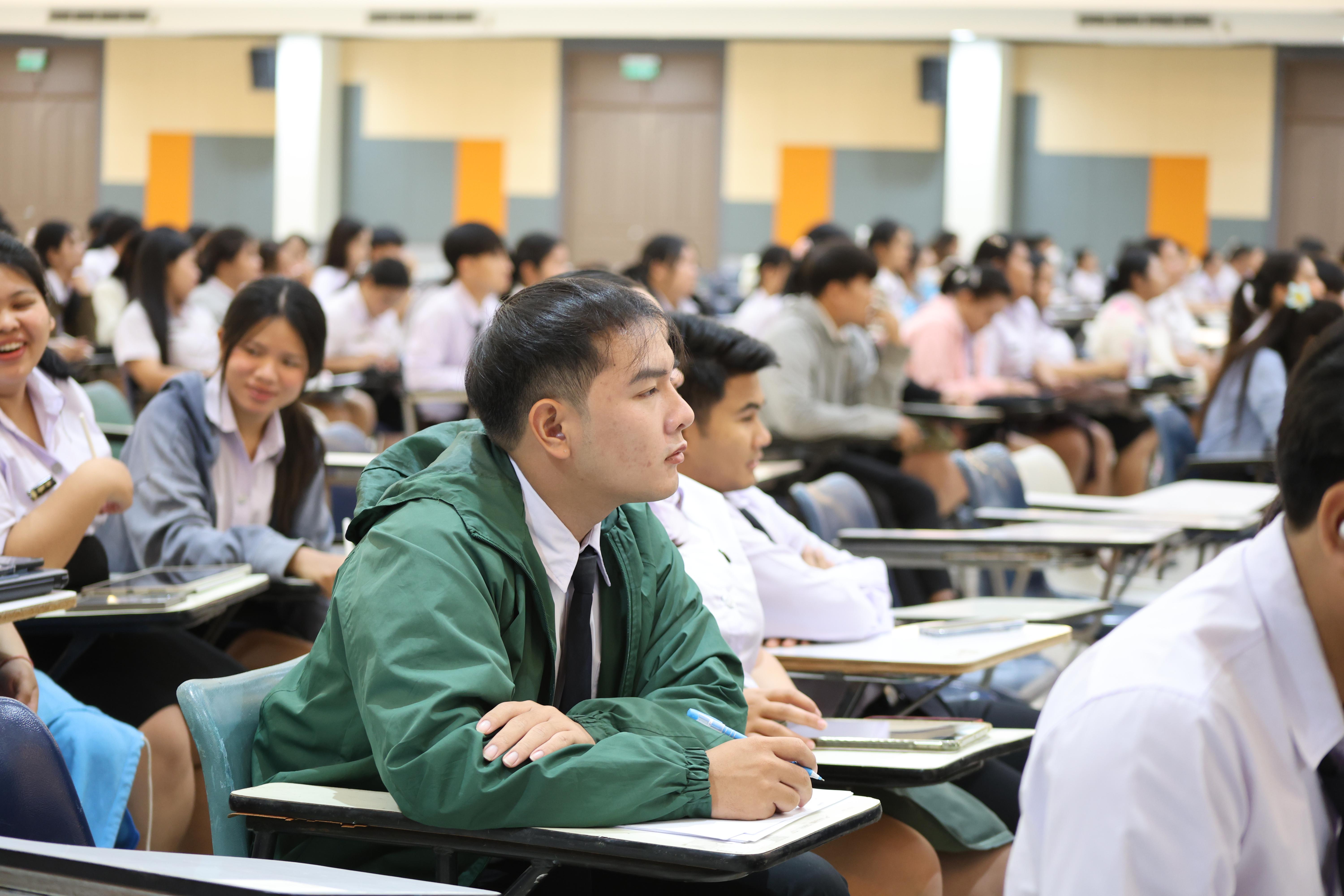 94. กิจกรรมติวสอบบรรจุครูผู้ช่วย ด้านทักษะภาษาอังกฤษ