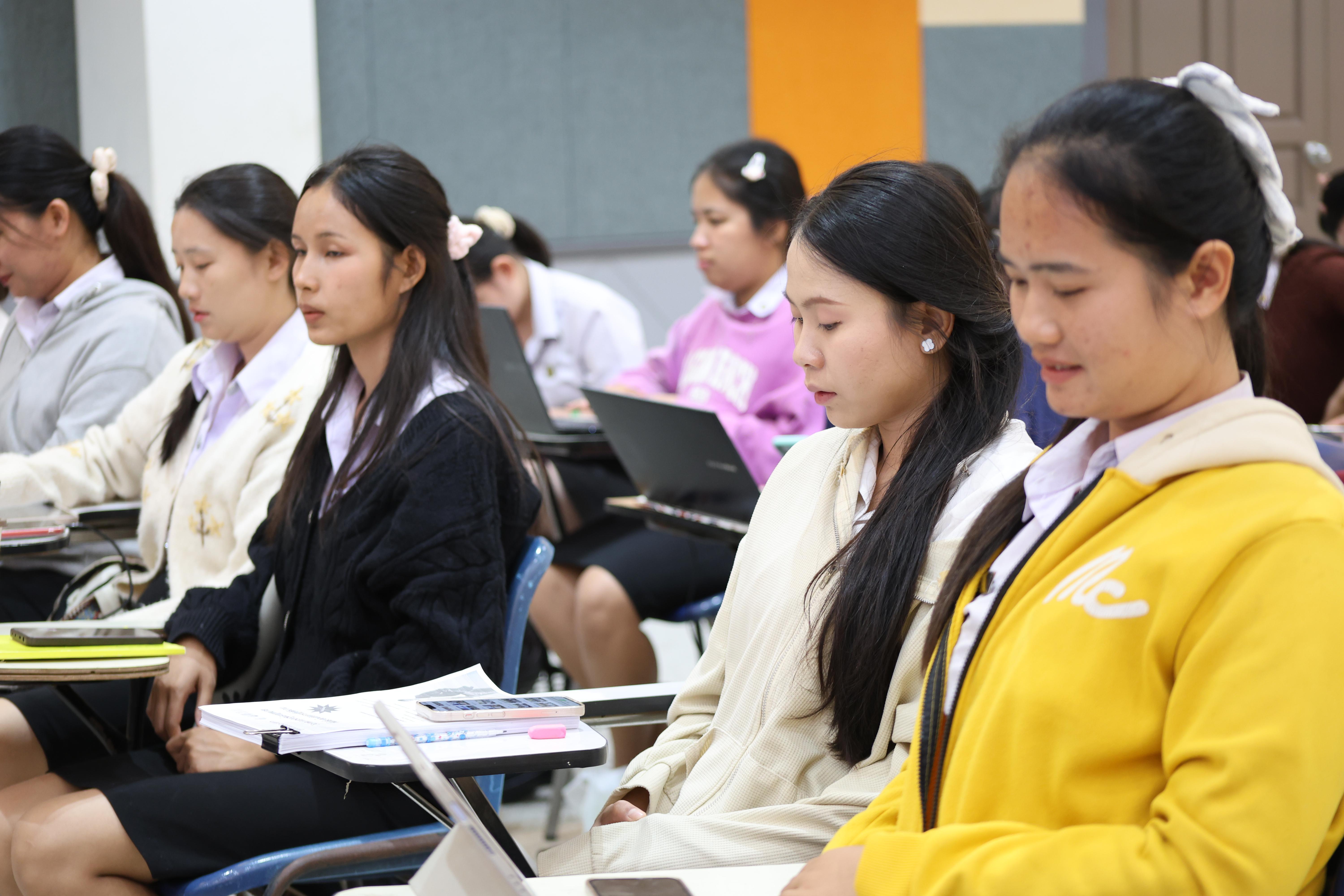 15. กิจกรรมติวสอบบรรจุครูผู้ช่วย ด้านกฎหมายสำหรับการสอบบรรจุครูผู้ช่วย