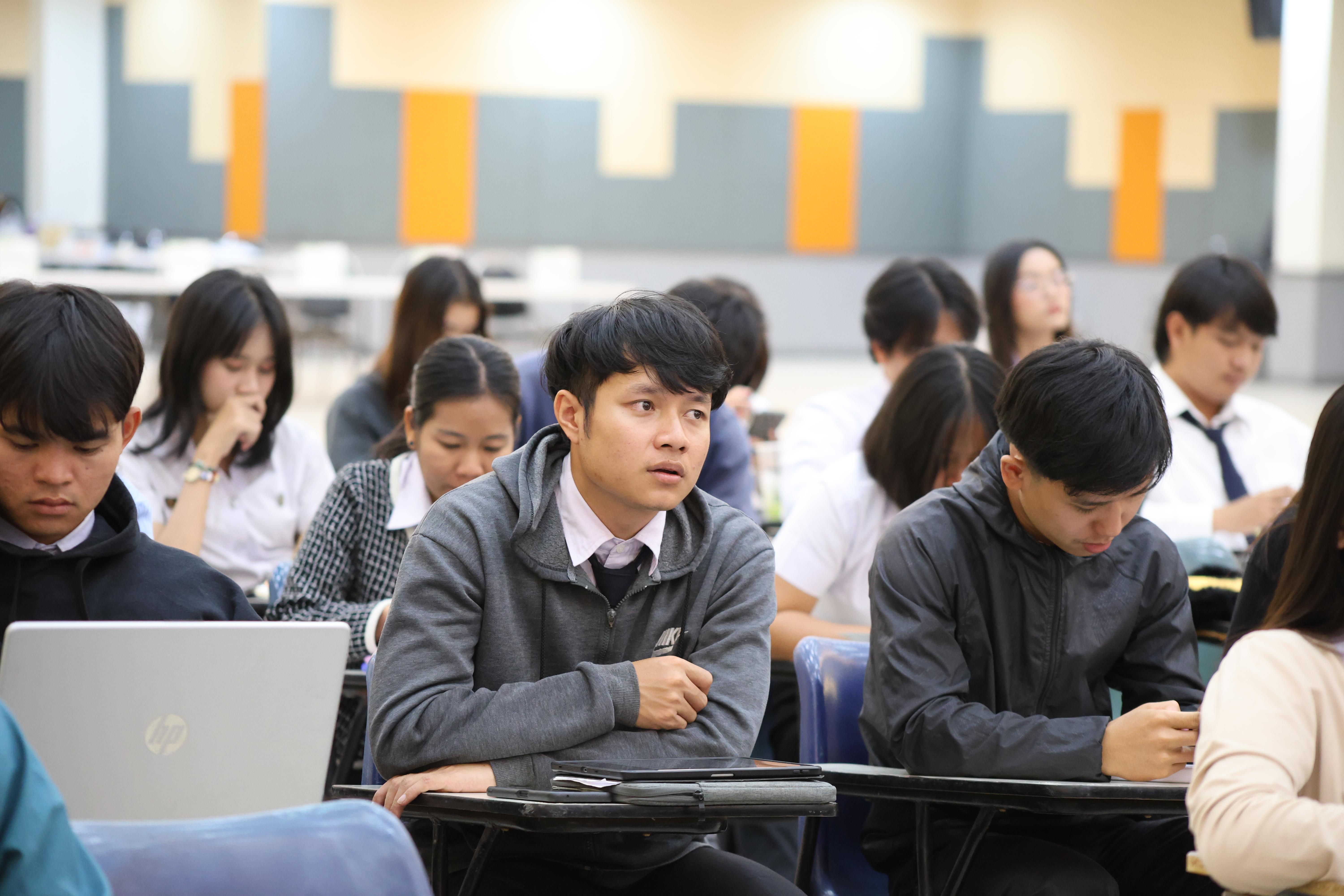 26. กิจกรรมติวสอบบรรจุครูผู้ช่วย ด้านกฎหมายสำหรับการสอบบรรจุครูผู้ช่วย