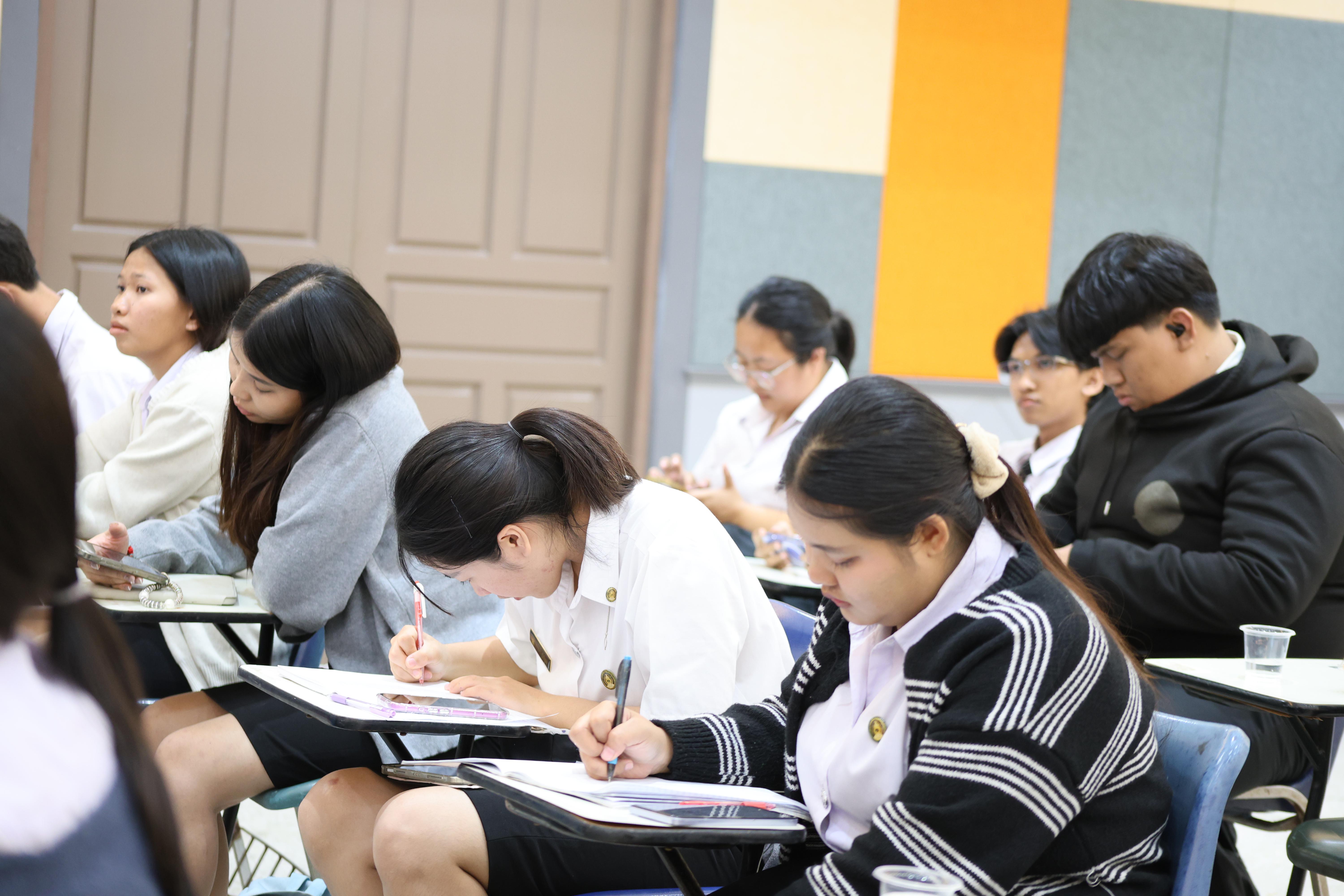 35. กิจกรรมติวสอบบรรจุครูผู้ช่วย ด้านกฎหมายสำหรับการสอบบรรจุครูผู้ช่วย