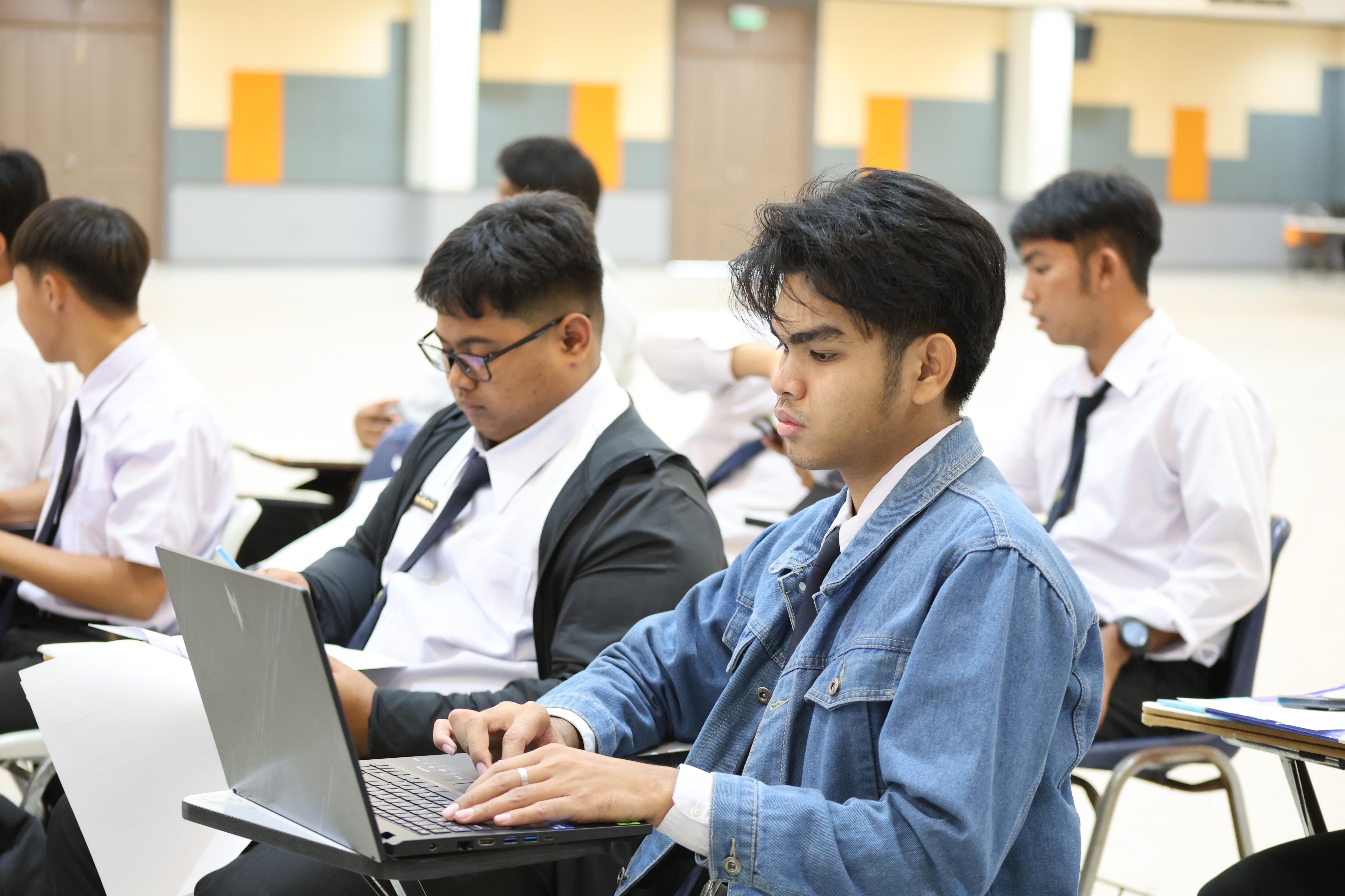 52. กิจกรรมติวสอบบรรจุครูผู้ช่วย ด้านกฎหมายสำหรับการสอบบรรจุครูผู้ช่วย