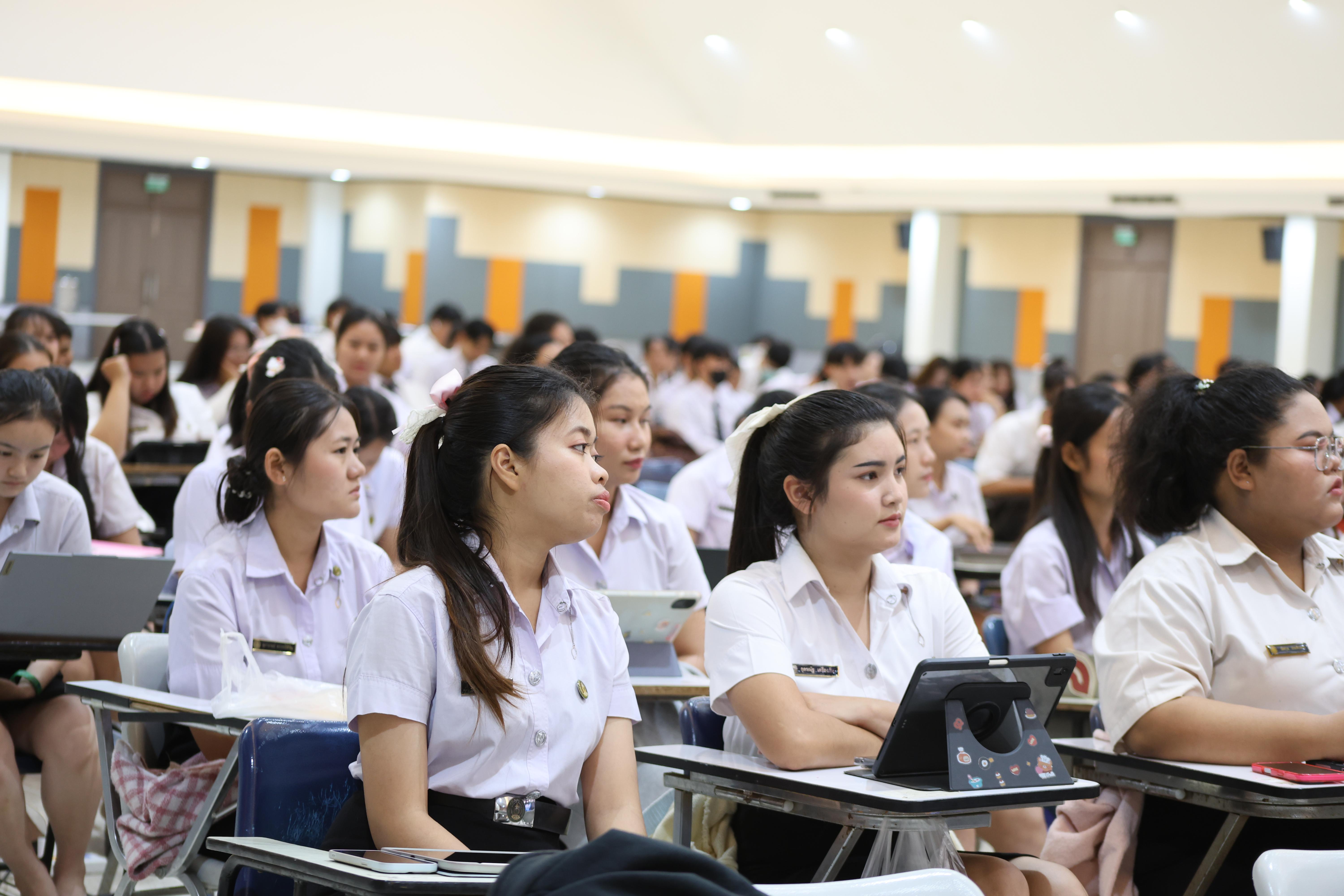 13. กิจกรรมติวสอบบรรจุครูผู้ช่วย ด้านคณิตศาสตร์และเหตุผล