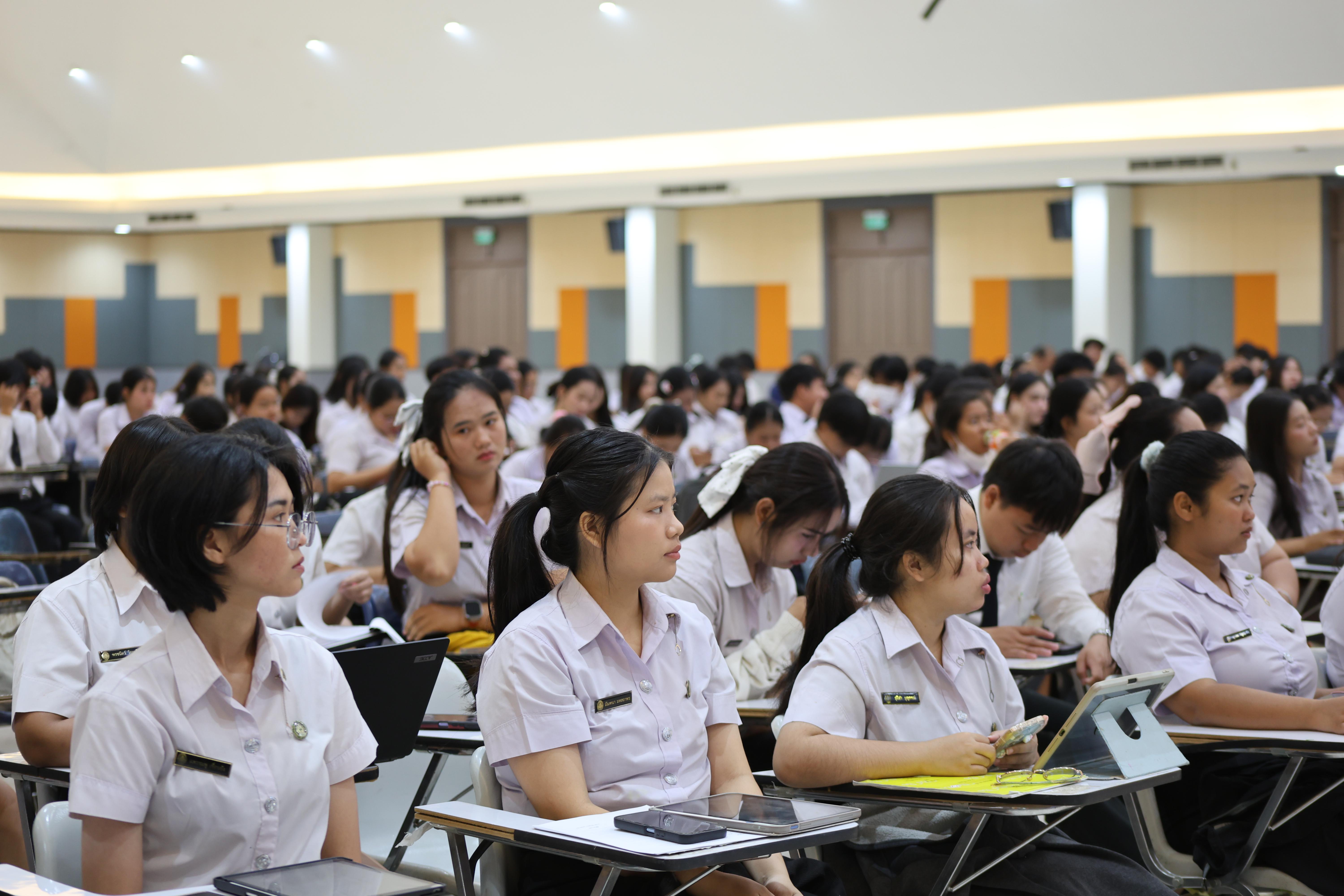 14. กิจกรรมติวสอบบรรจุครูผู้ช่วย ด้านคณิตศาสตร์และเหตุผล