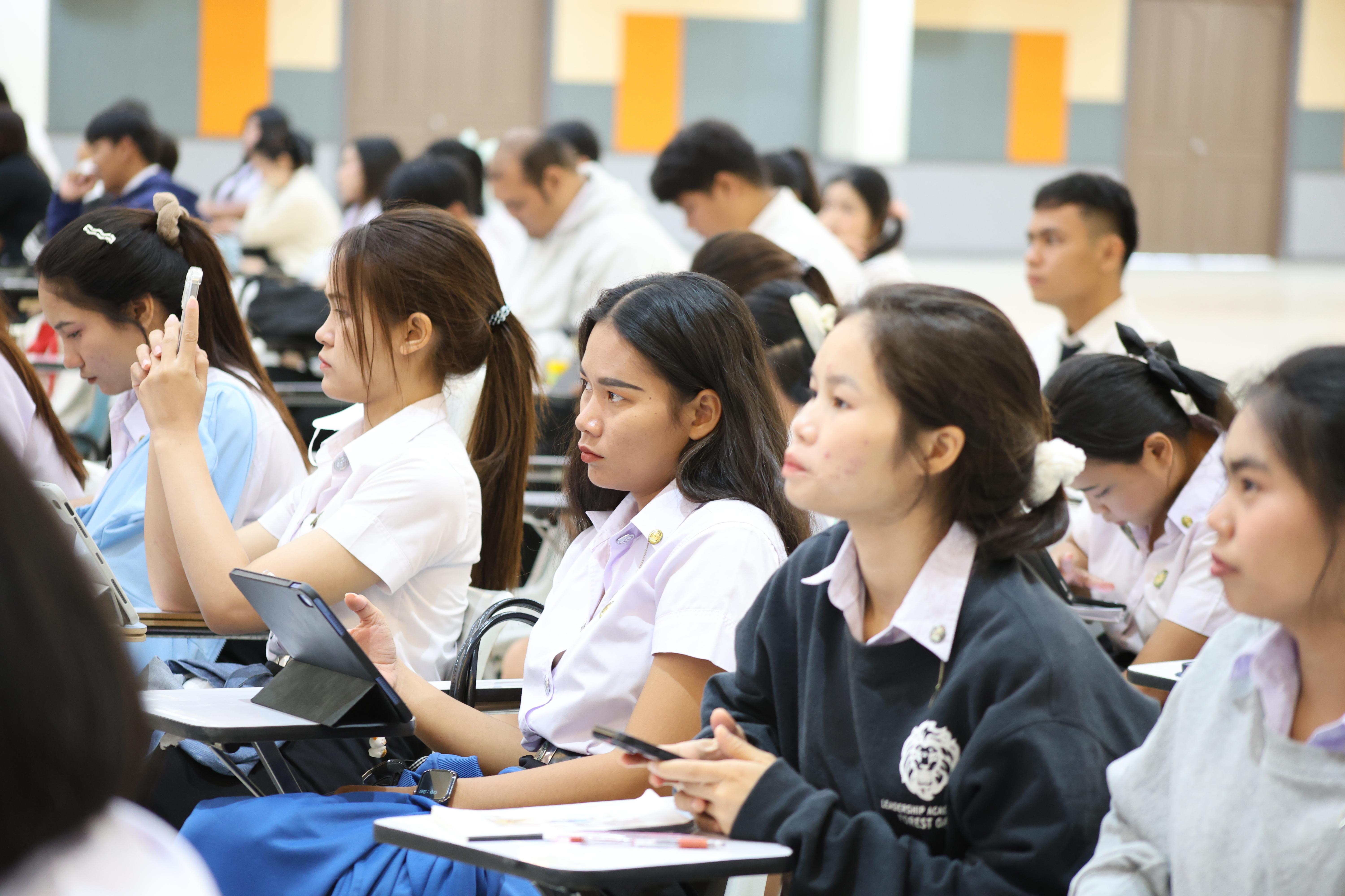 38. กิจกรรมติวสอบบรรจุครูผู้ช่วย ด้านคณิตศาสตร์และเหตุผล