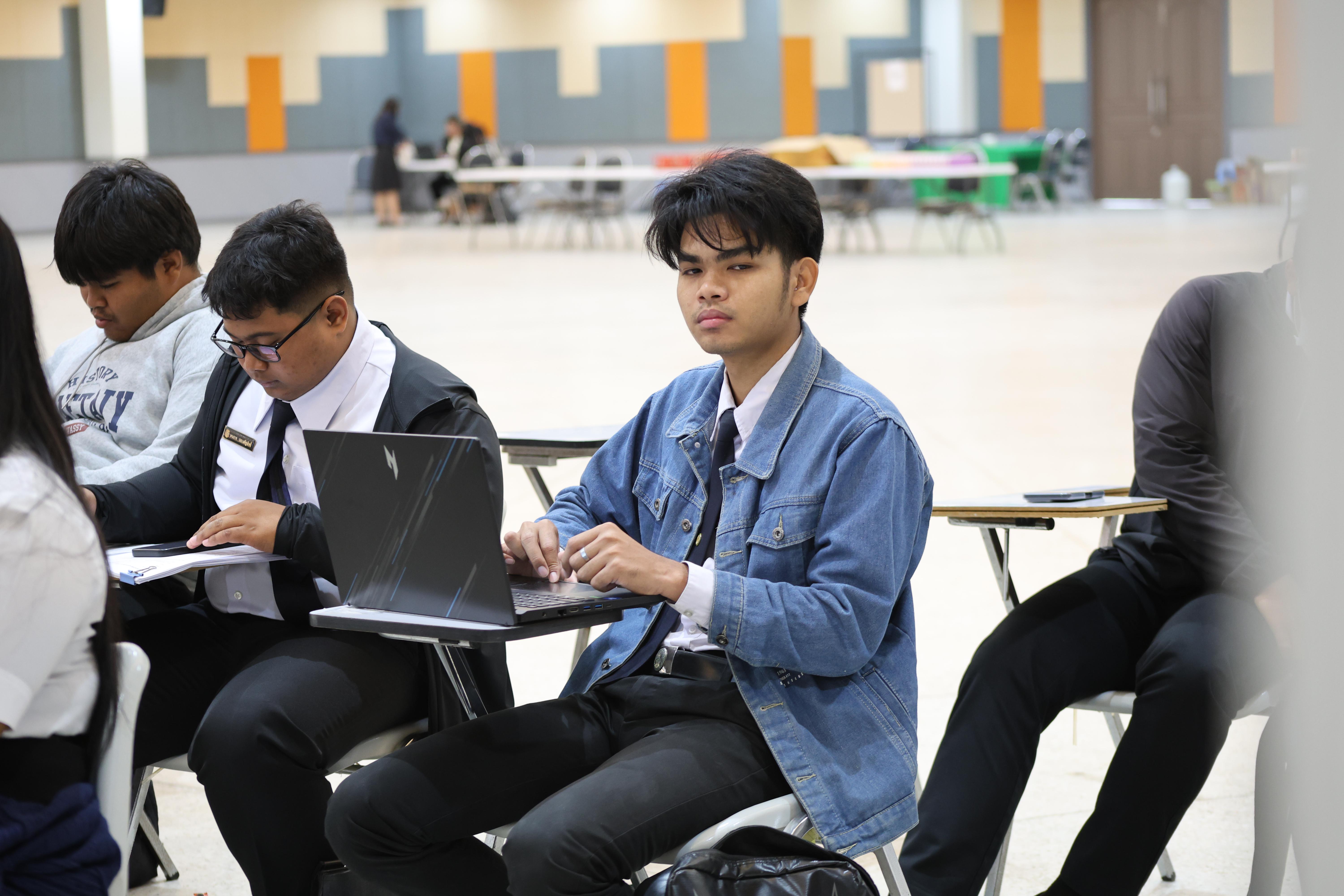 40. กิจกรรมติวสอบบรรจุครูผู้ช่วย ด้านคณิตศาสตร์และเหตุผล