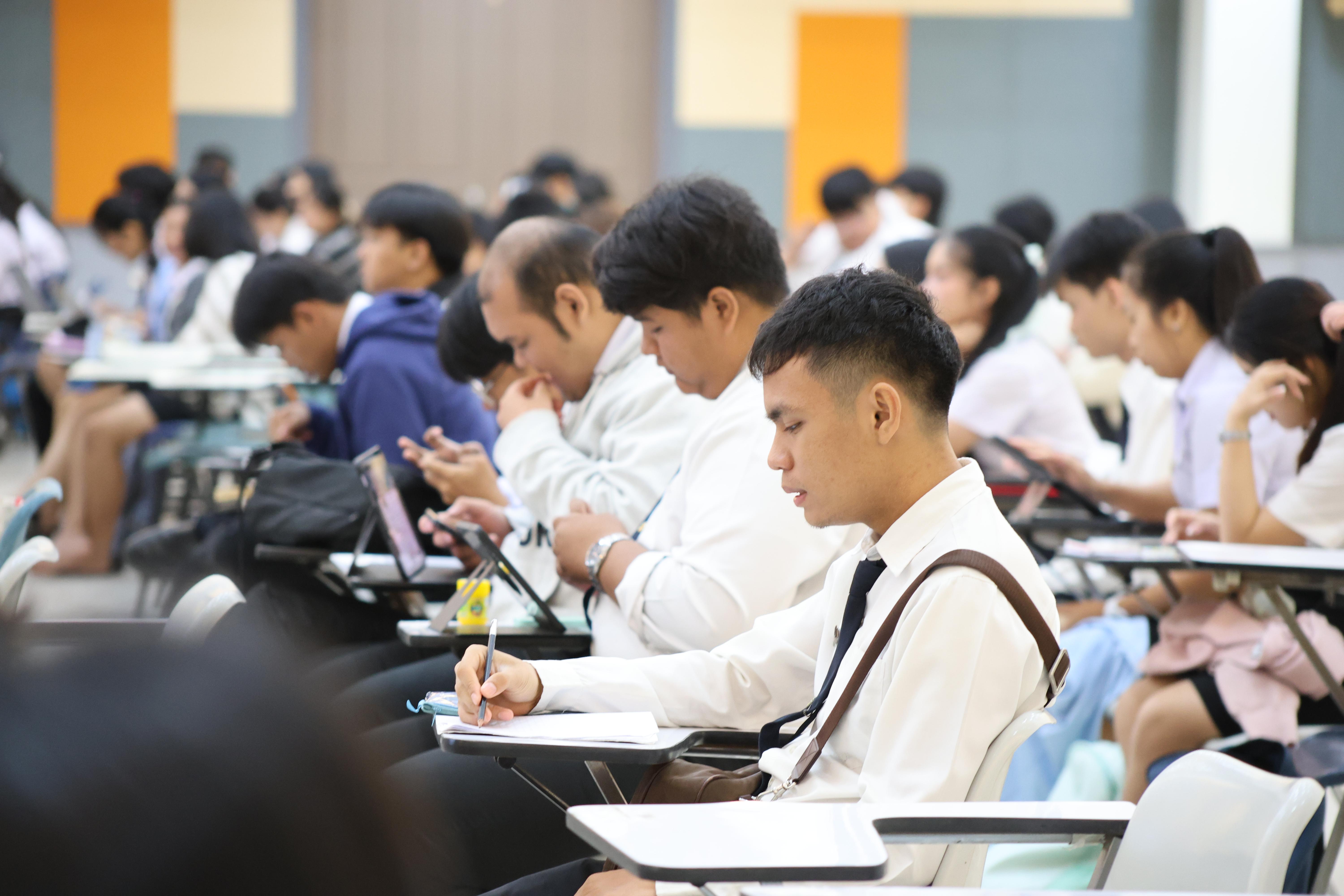 41. กิจกรรมติวสอบบรรจุครูผู้ช่วย ด้านคณิตศาสตร์และเหตุผล