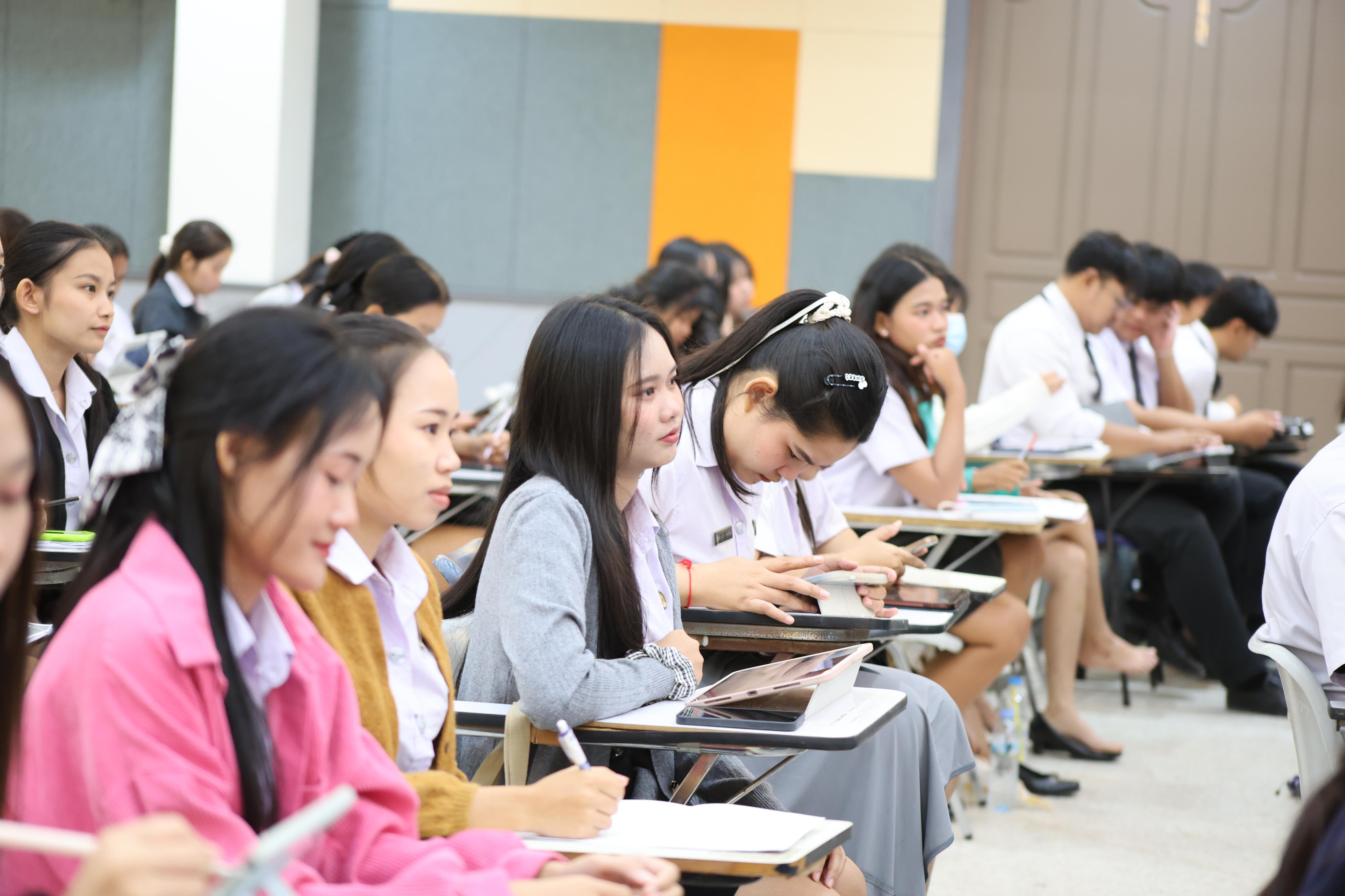 49. กิจกรรมติวสอบบรรจุครูผู้ช่วย ด้านคณิตศาสตร์และเหตุผล