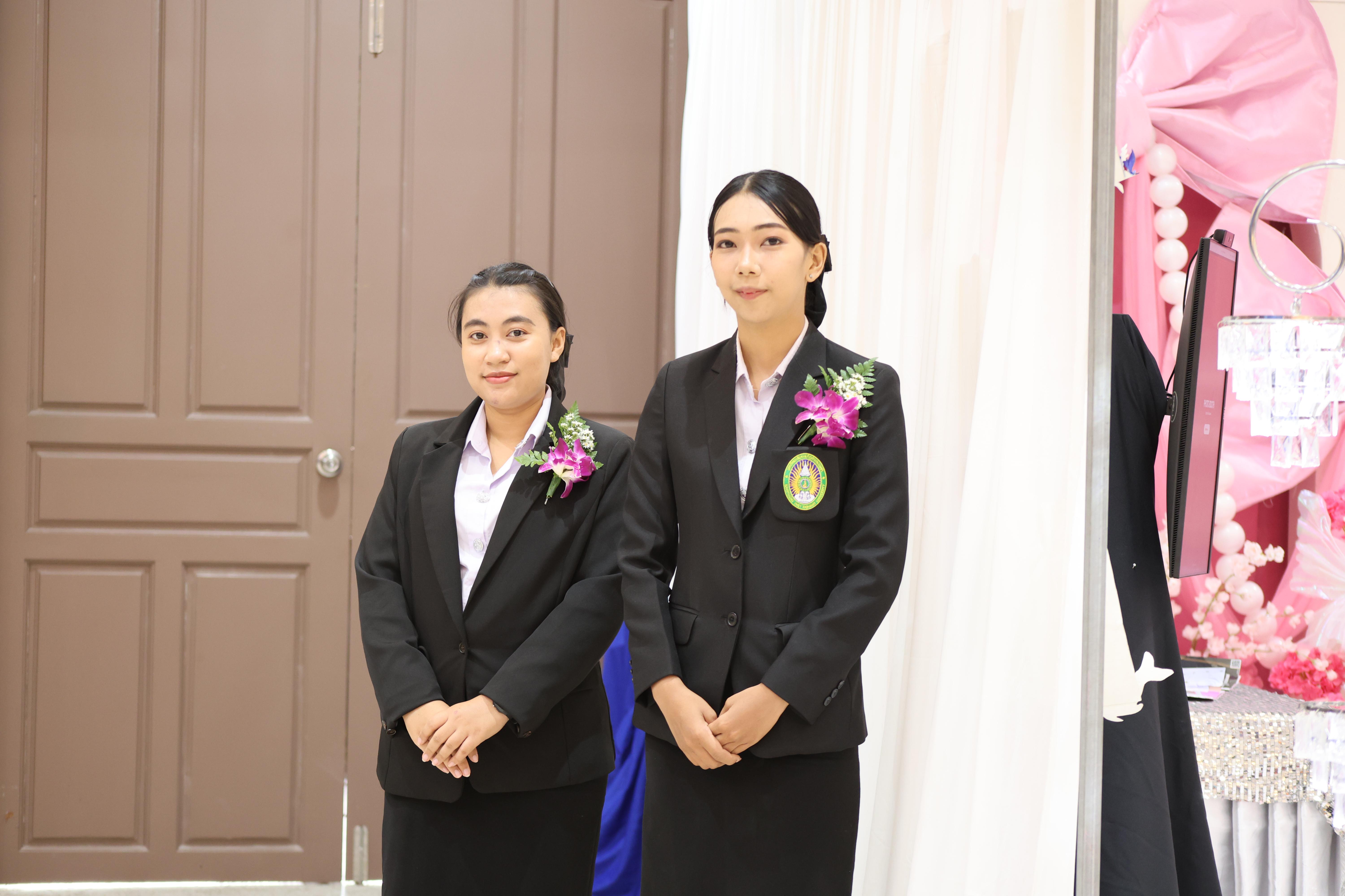 10. นิทรรศการแสดงผลงานนักศึกษาฝึกประสบการณ์วิชาชีพครู ปีการศึกษา2568