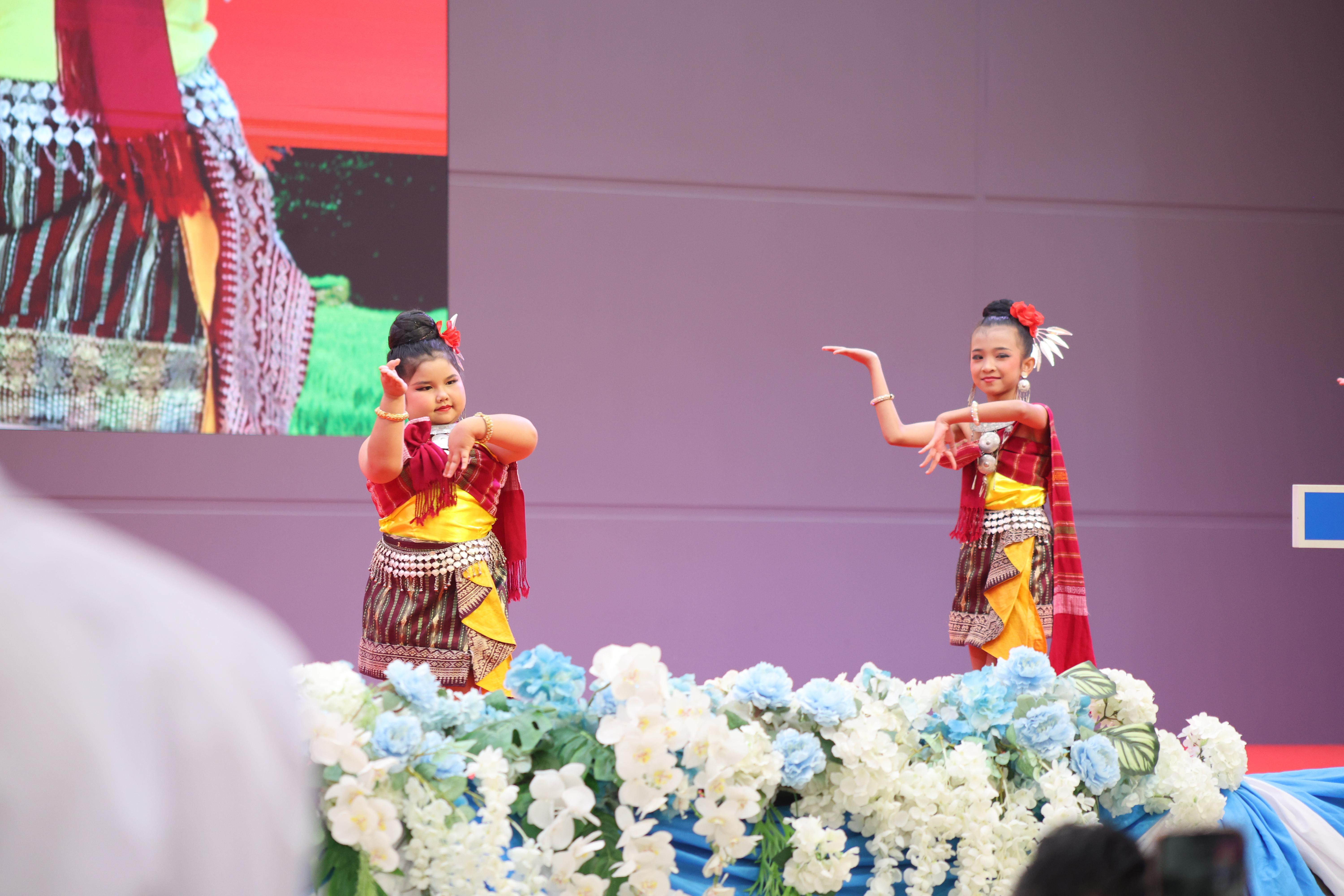 61. นิทรรศการแสดงผลงานนักศึกษาฝึกประสบการณ์วิชาชีพครู ปีการศึกษา2568