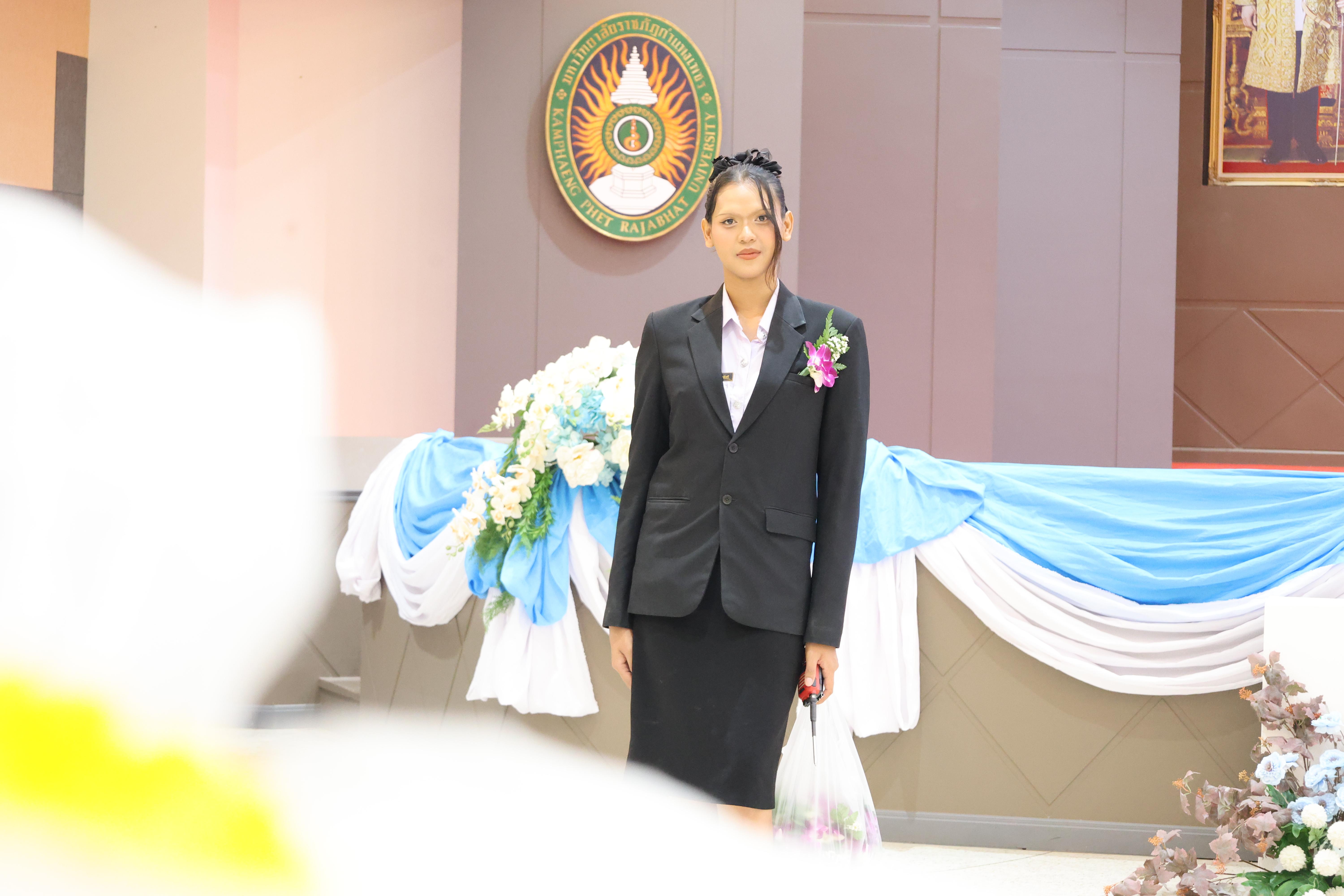 244. นิทรรศการแสดงผลงานนักศึกษาฝึกประสบการณ์วิชาชีพครู ปีการศึกษา2568