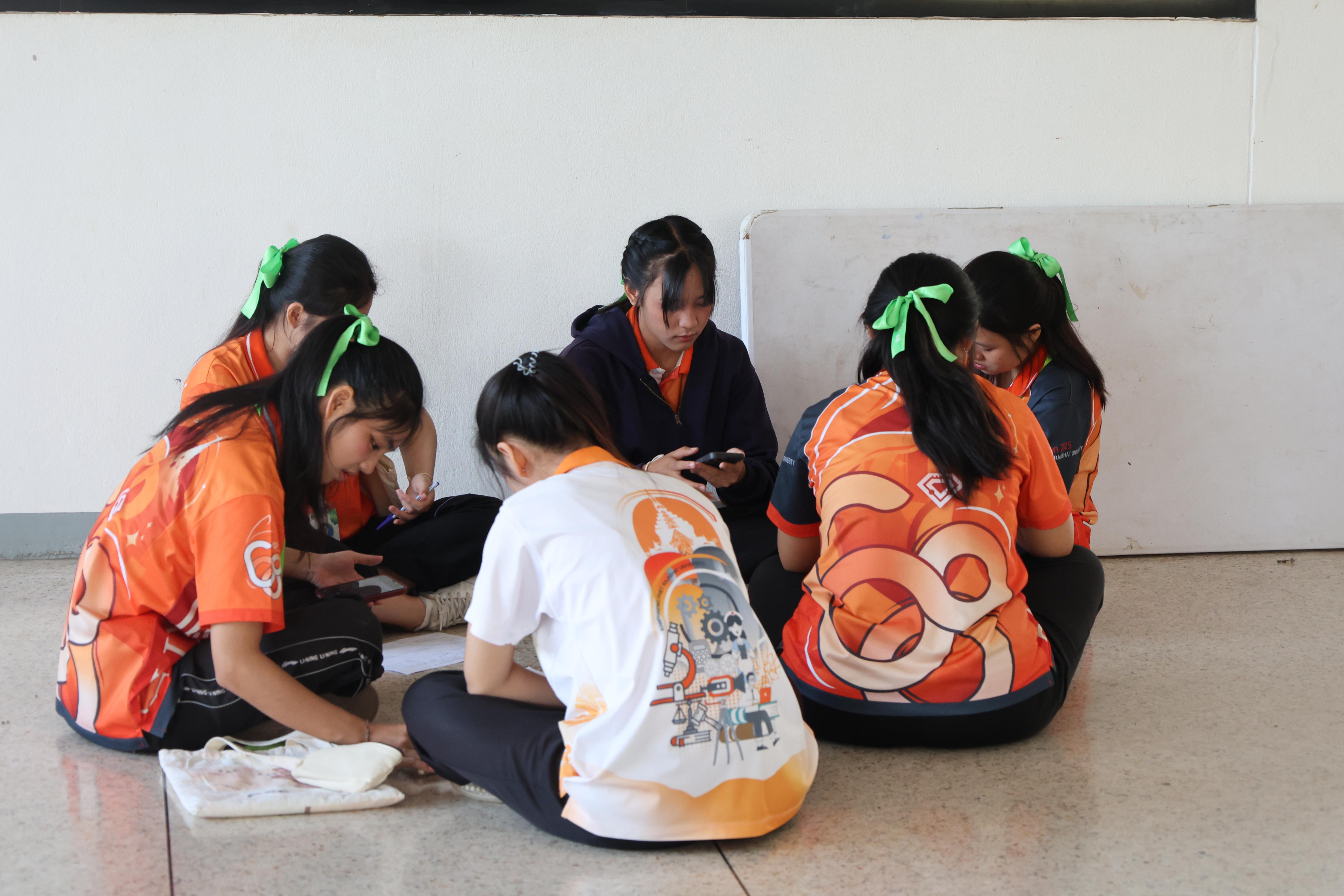 285. นิทรรศการแสดงผลงานนักศึกษาฝึกประสบการณ์วิชาชีพครู ปีการศึกษา2568