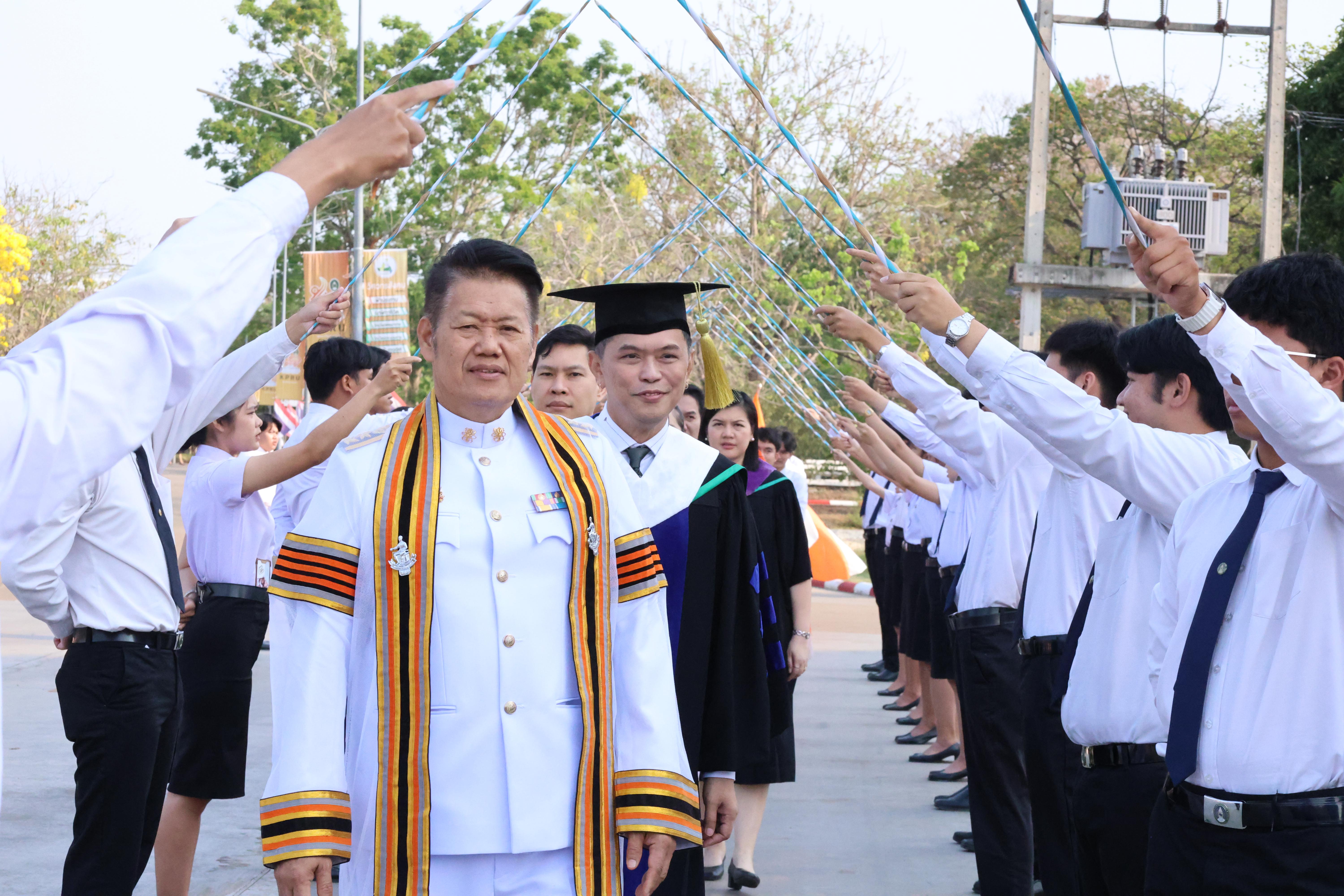 14. พิธีรับประกาศนียบัตร ปัจฉิมนิเทศ และอำลาครุศาสตร์ ประจำปี2569