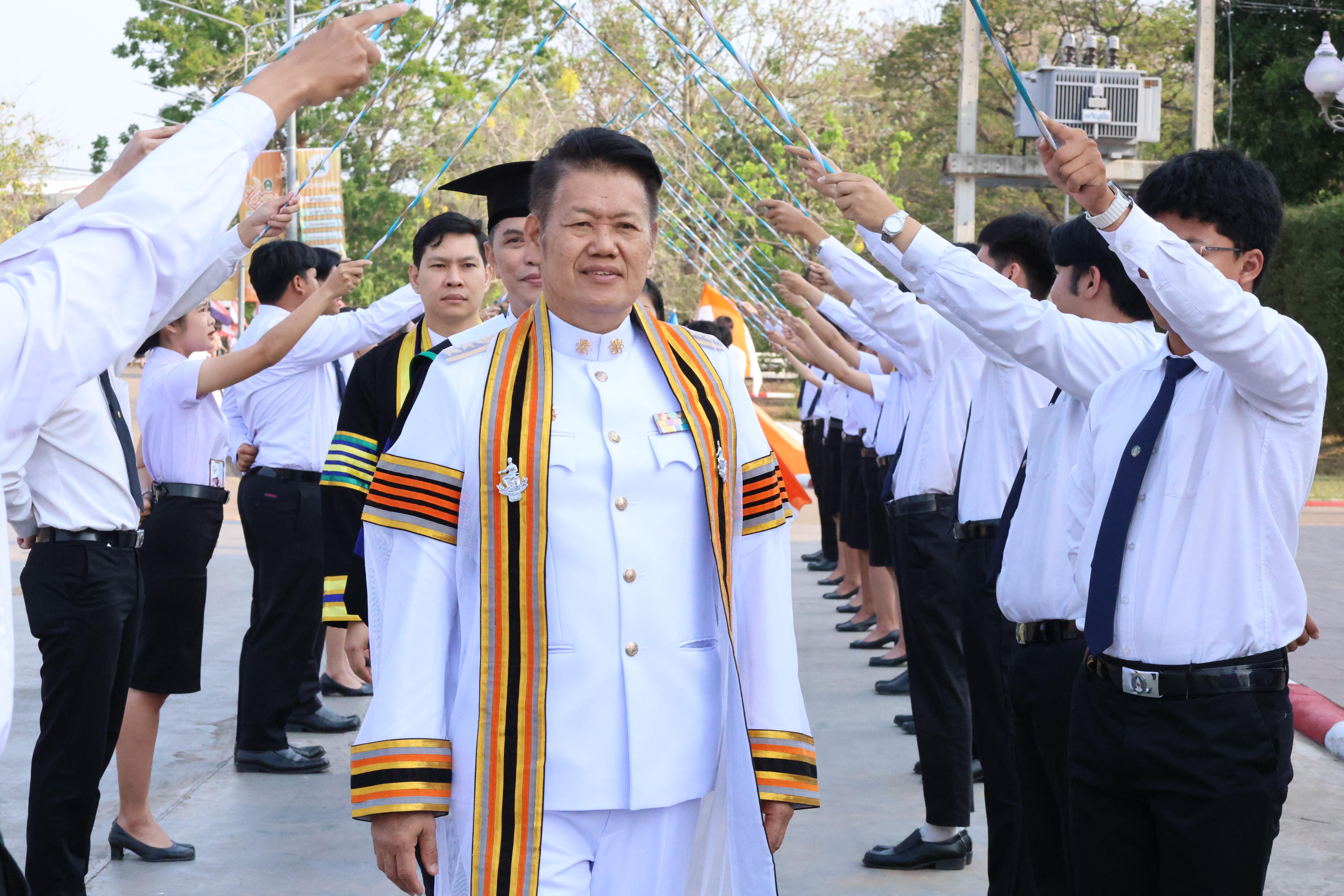 15. พิธีรับประกาศนียบัตร ปัจฉิมนิเทศ และอำลาครุศาสตร์ ประจำปี2569