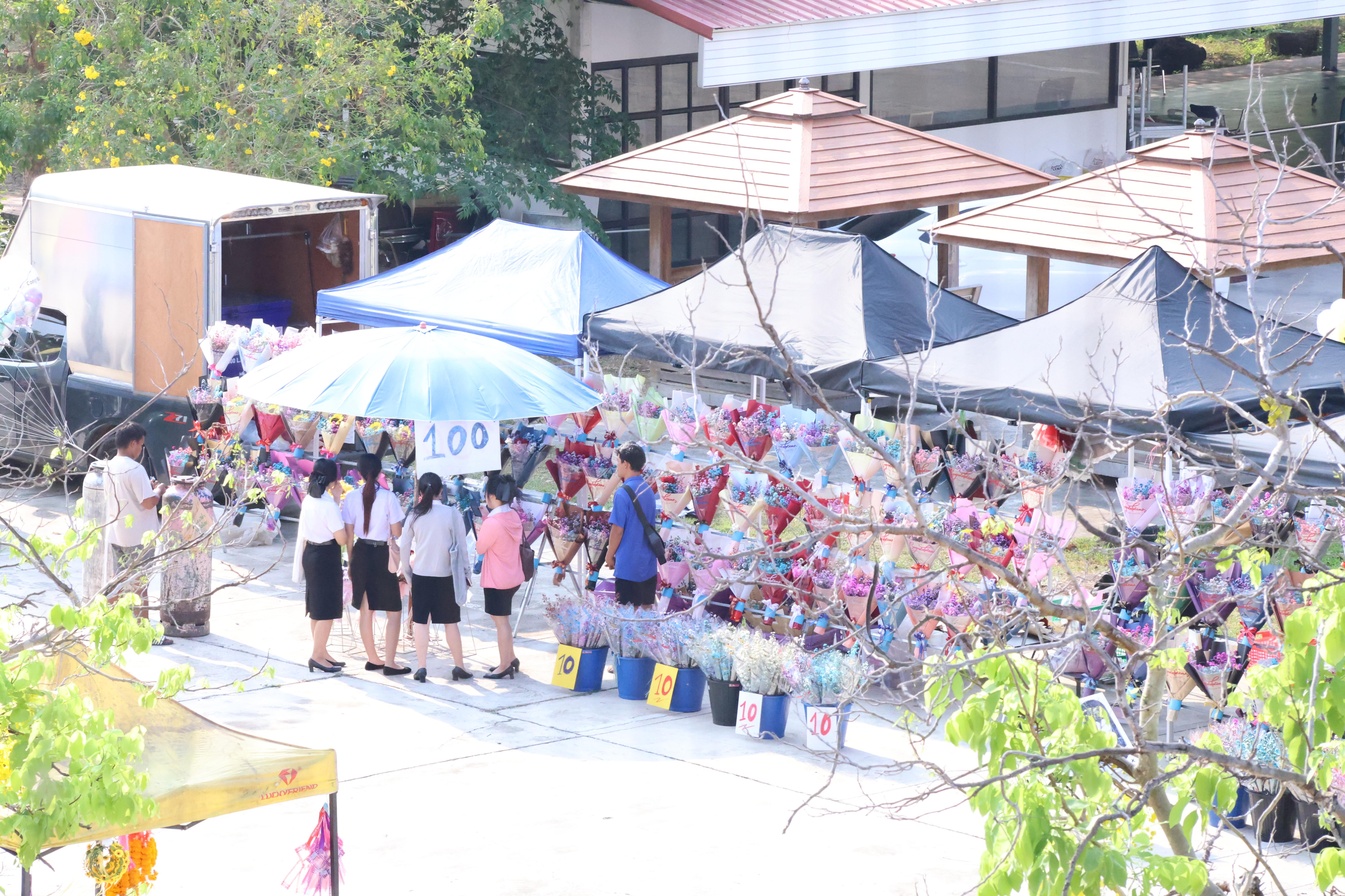 100. พิธีรับประกาศนียบัตร ปัจฉิมนิเทศ และอำลาครุศาสตร์ ประจำปี2569