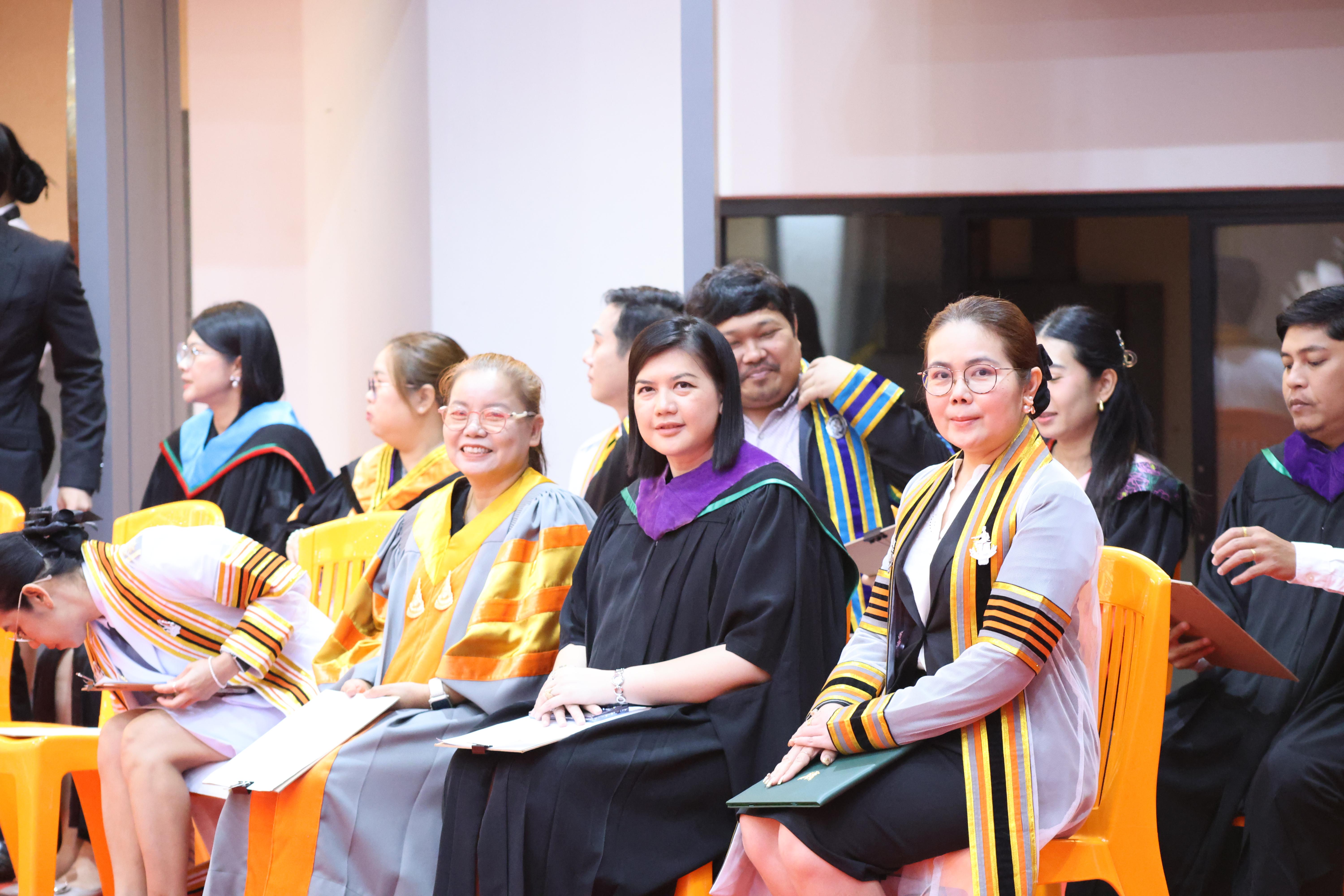 136. พิธีรับประกาศนียบัตร ปัจฉิมนิเทศ และอำลาครุศาสตร์ ประจำปี2569