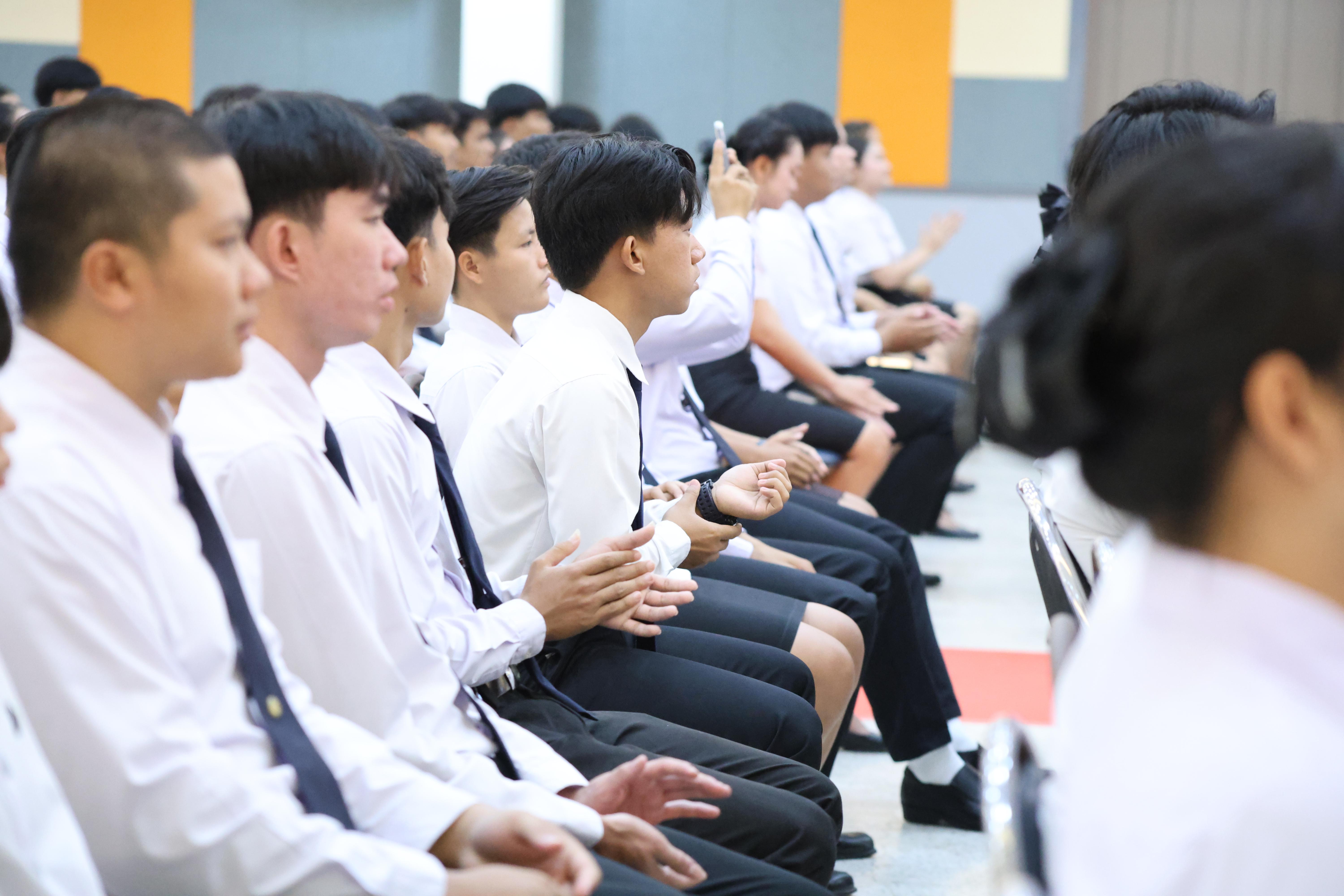 152. พิธีรับประกาศนียบัตร ปัจฉิมนิเทศ และอำลาครุศาสตร์ ประจำปี2569