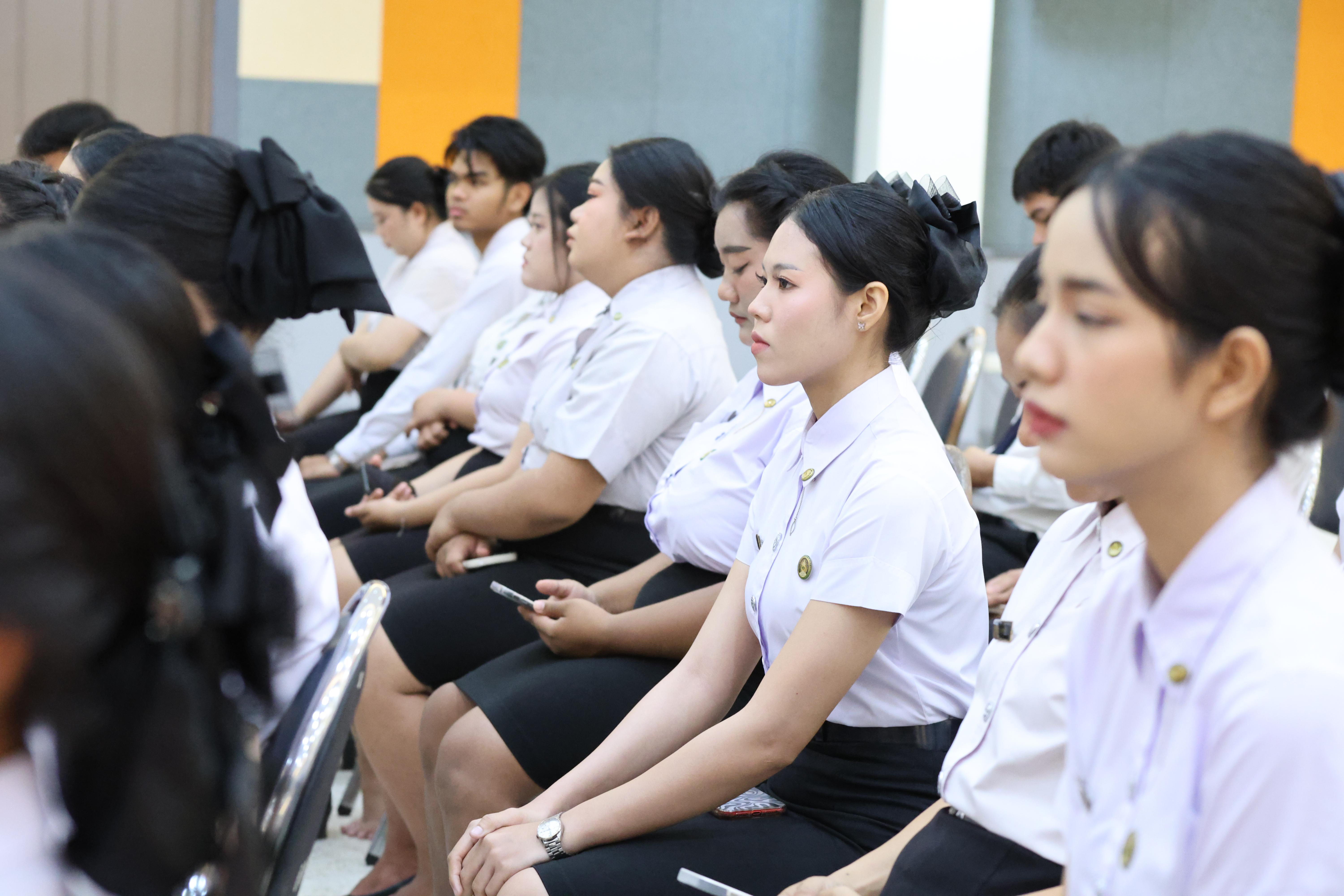 165. พิธีรับประกาศนียบัตร ปัจฉิมนิเทศ และอำลาครุศาสตร์ ประจำปี2569