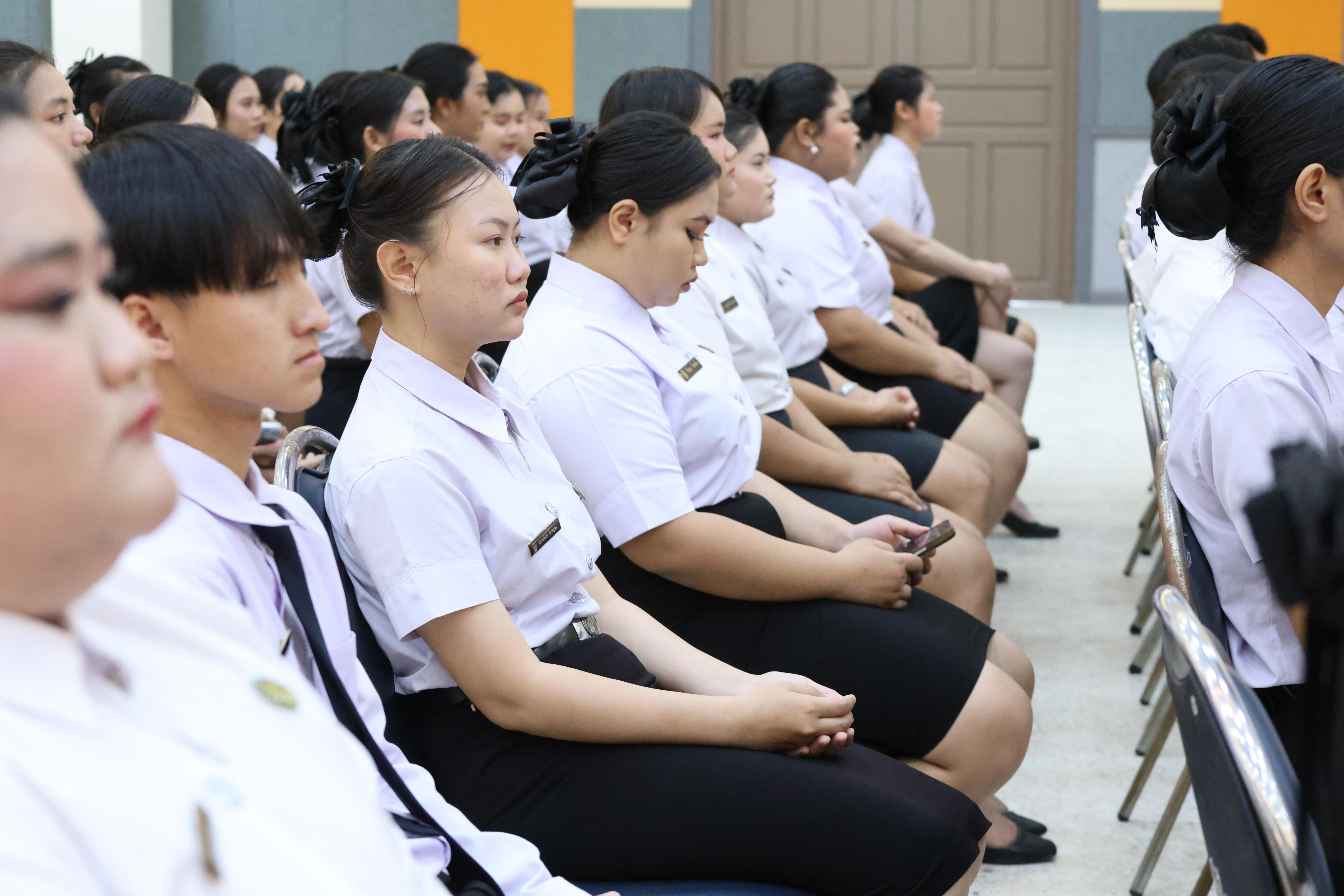 168. พิธีรับประกาศนียบัตร ปัจฉิมนิเทศ และอำลาครุศาสตร์ ประจำปี2569