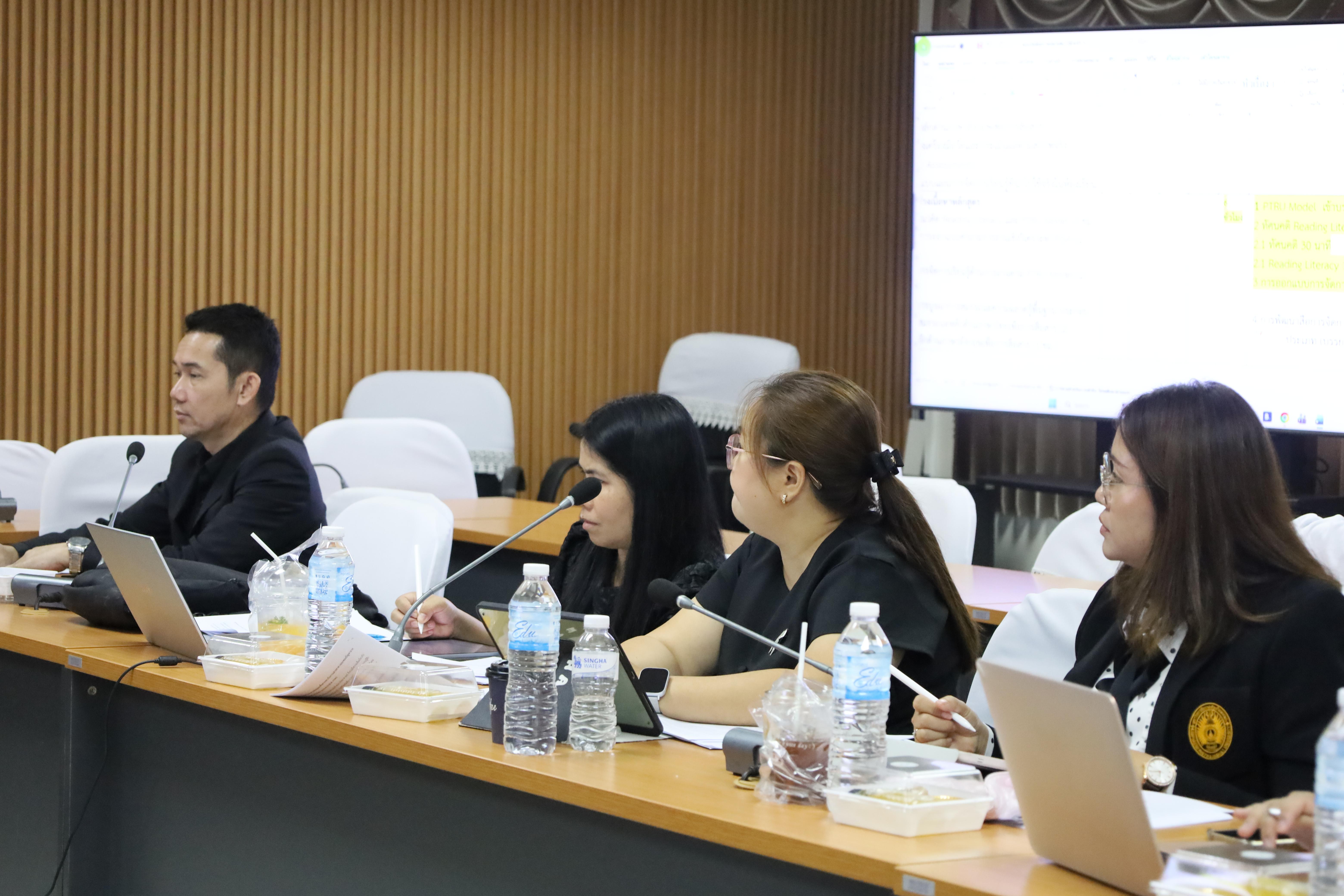 30. โครงการพัฒนารูปแบบหลักสูตรเพื่อเสริมสร้างความฉลาดรู้และคุณลักษณะ 4 ประการ