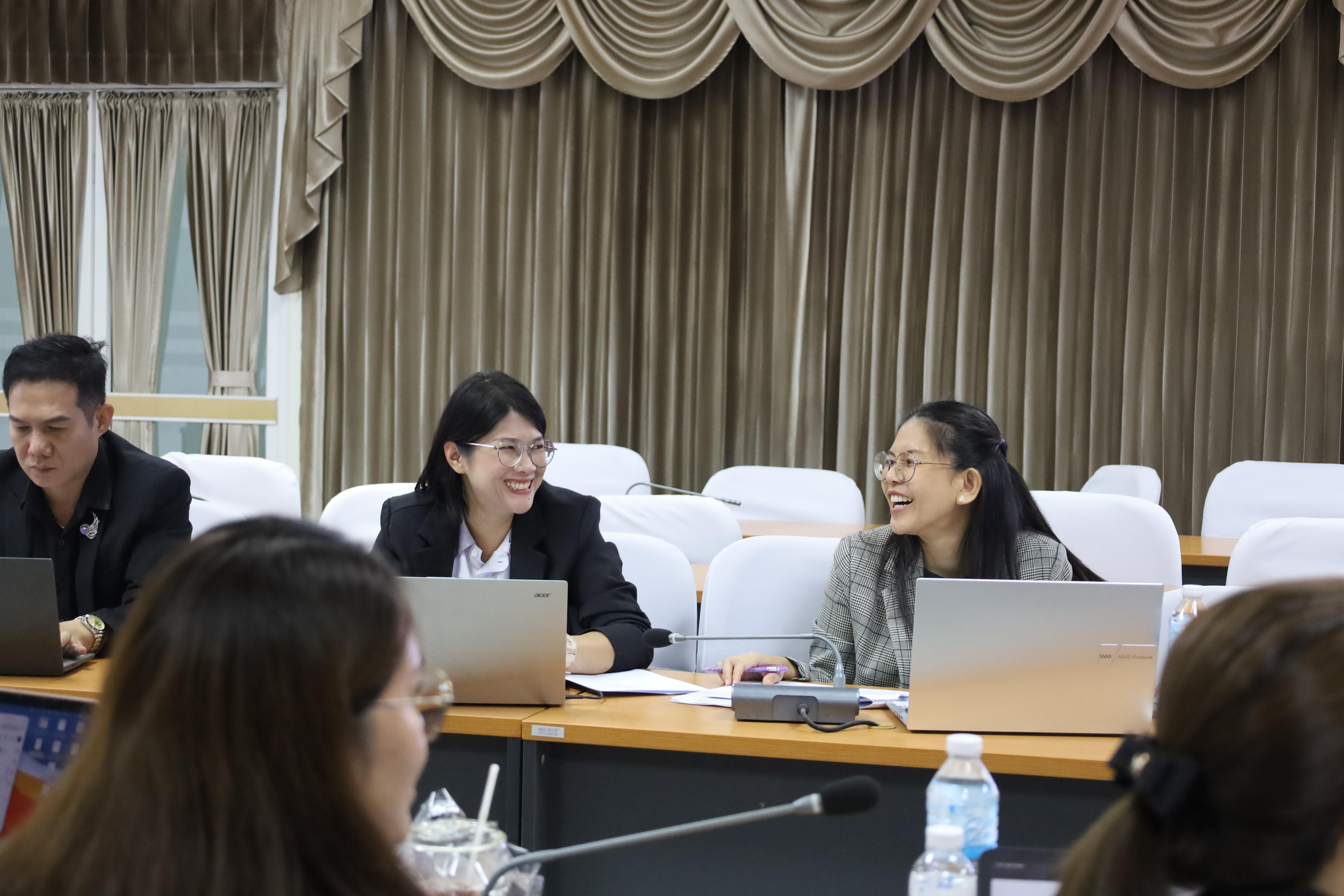 34. โครงการพัฒนารูปแบบหลักสูตรเพื่อเสริมสร้างความฉลาดรู้และคุณลักษณะ 4 ประการ