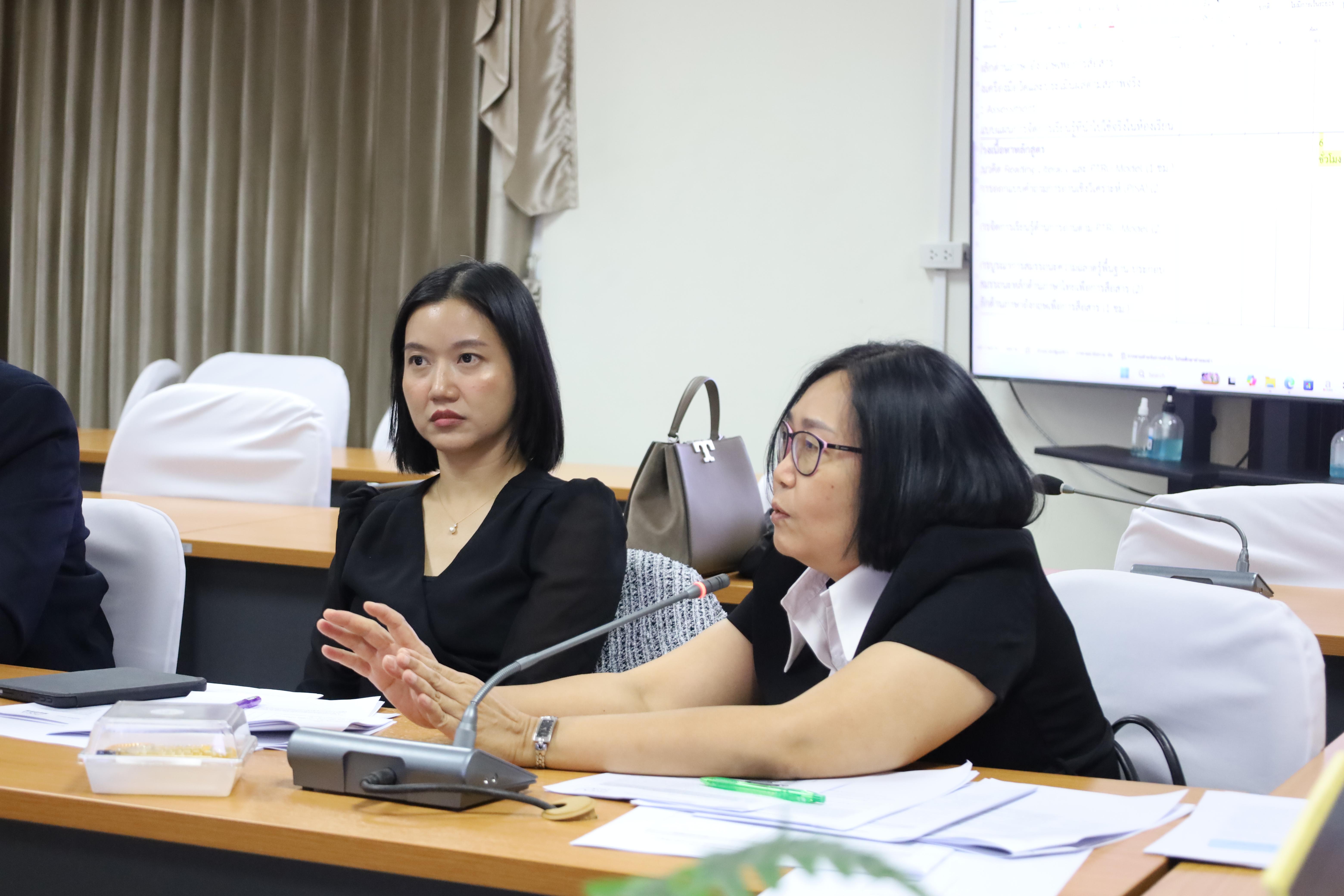 38. โครงการพัฒนารูปแบบหลักสูตรเพื่อเสริมสร้างความฉลาดรู้และคุณลักษณะ 4 ประการ