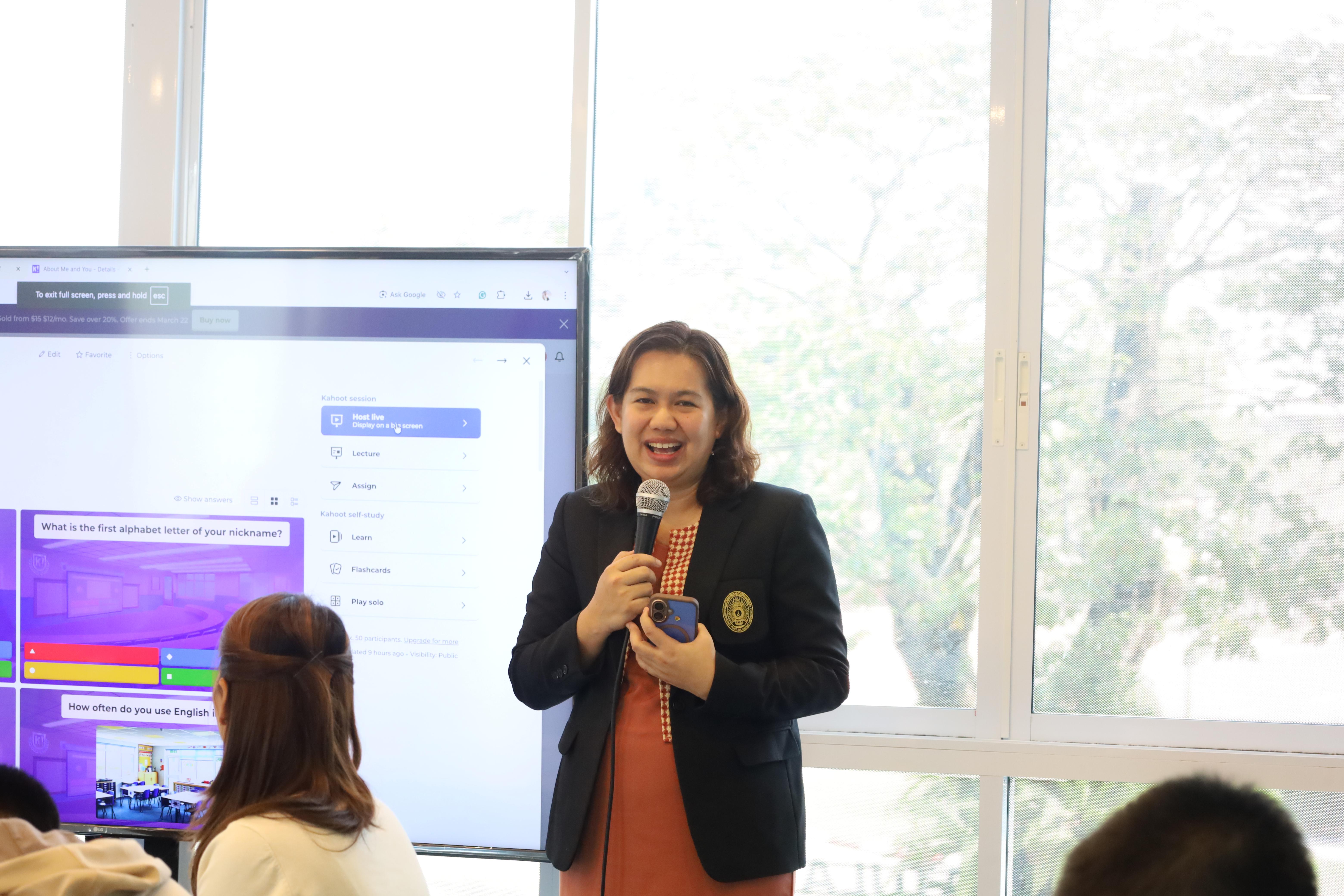 3. การอบรมเชิงปฏิบัติการการพัฒนาทักษะภาษาอังกฤษระดับบัณฑิต