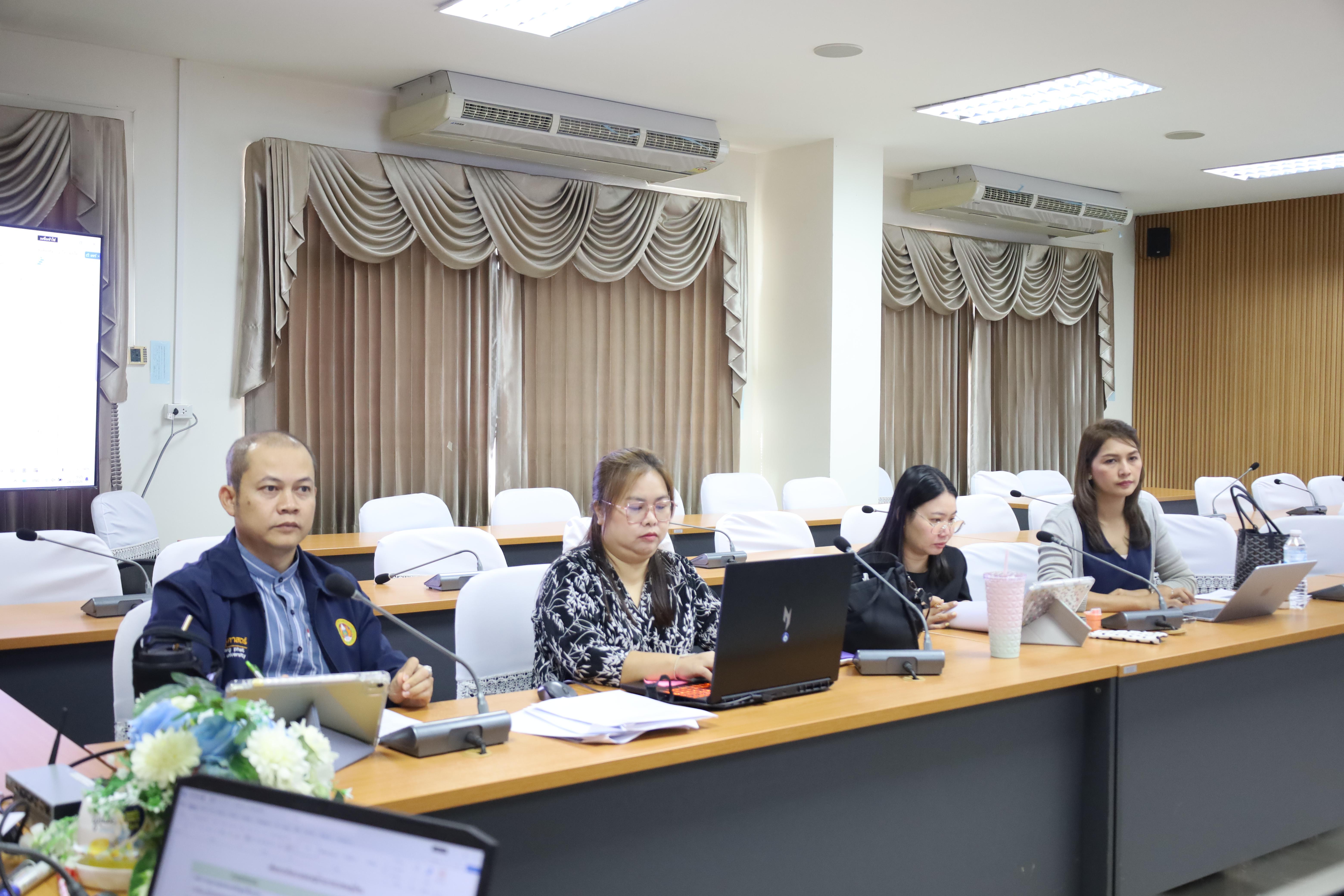 27. โครงการพัฒนารูปแบบหลักสูตรเพื่อเสริมสร้างความฉลาดรู้และคุณลักษณะ 4 ประการ PTRU Model